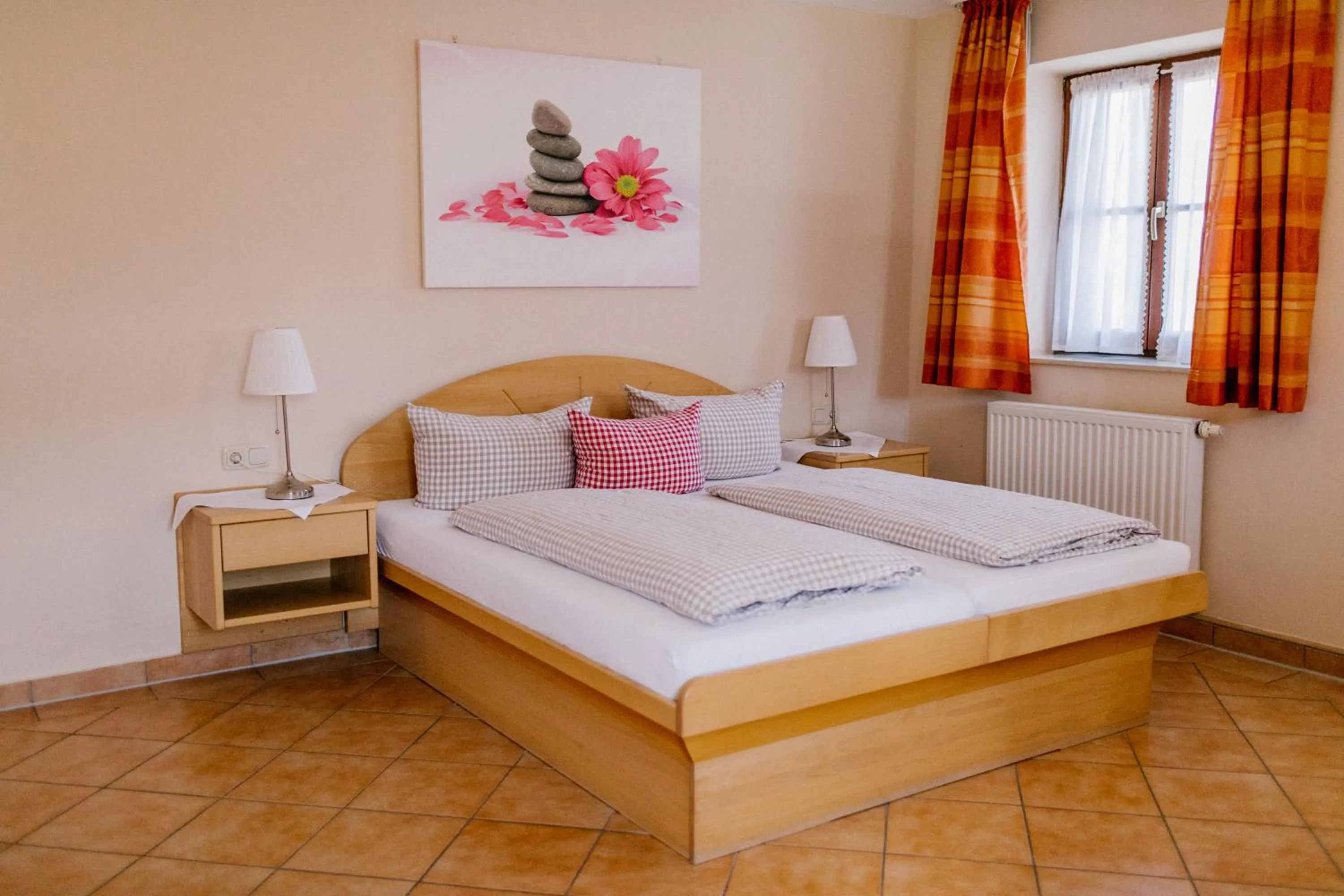 Bedroom, Bed in Hotel Vogtareuther-Hof