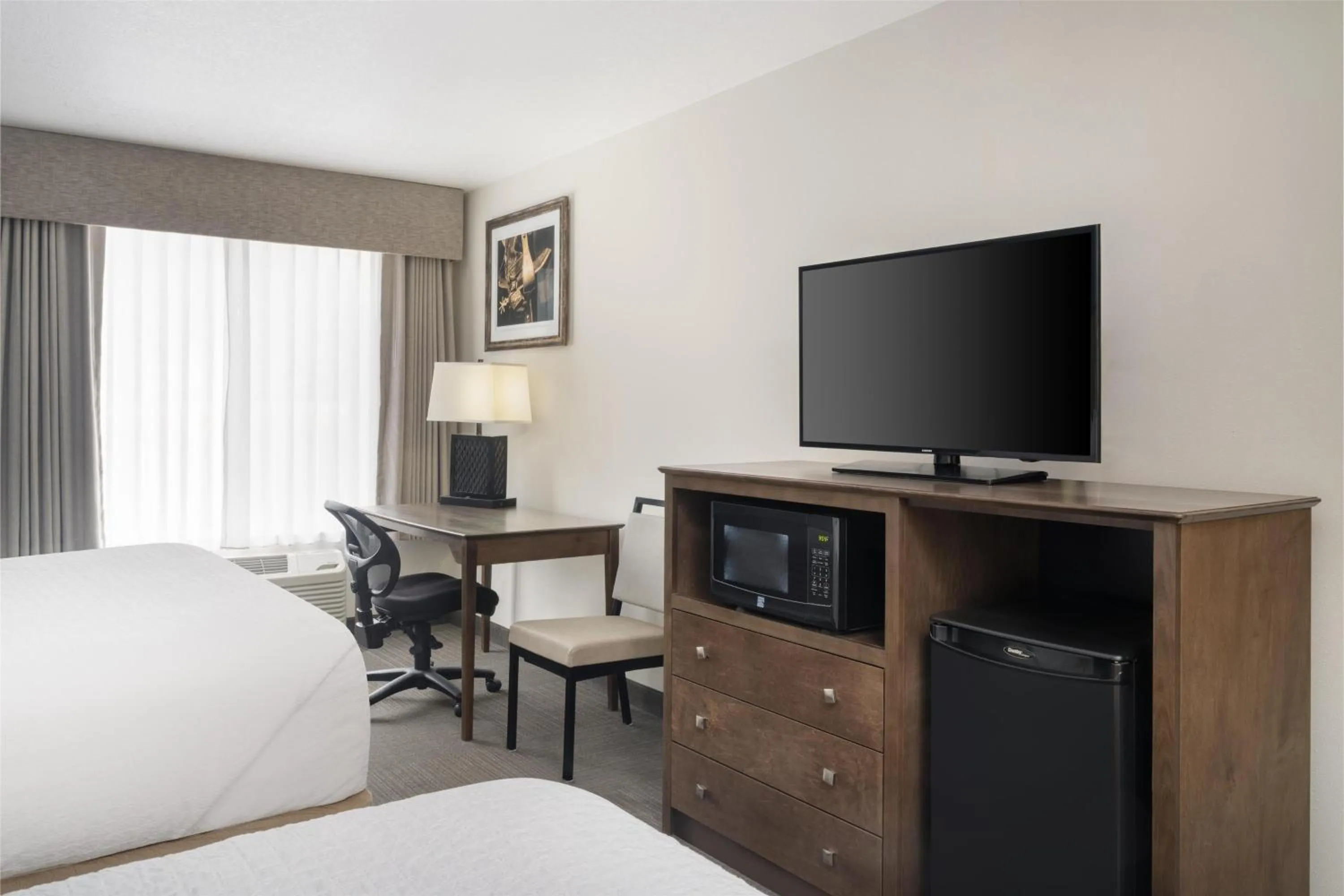 Bedroom, Bed in Best Western Plus Frontier Inn