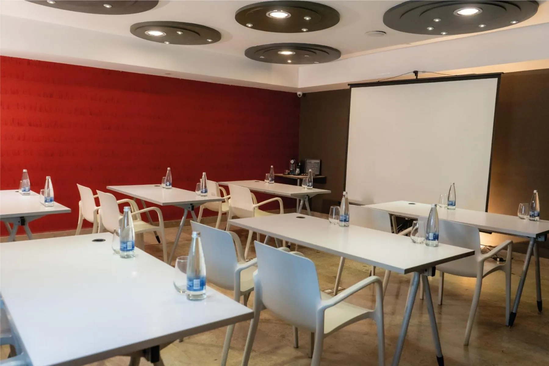 Meeting/conference room in Central Apartamentos Bogotá