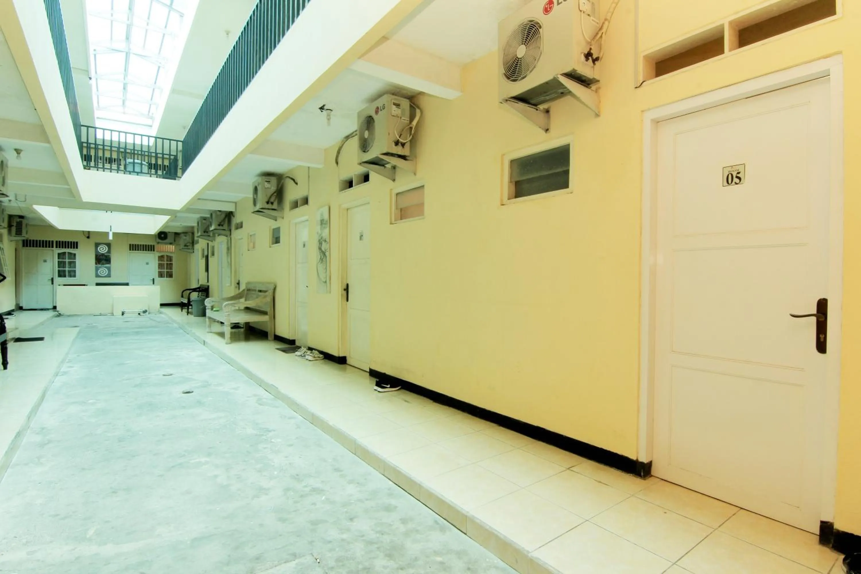 Area and facilities in JJ House Gejayan