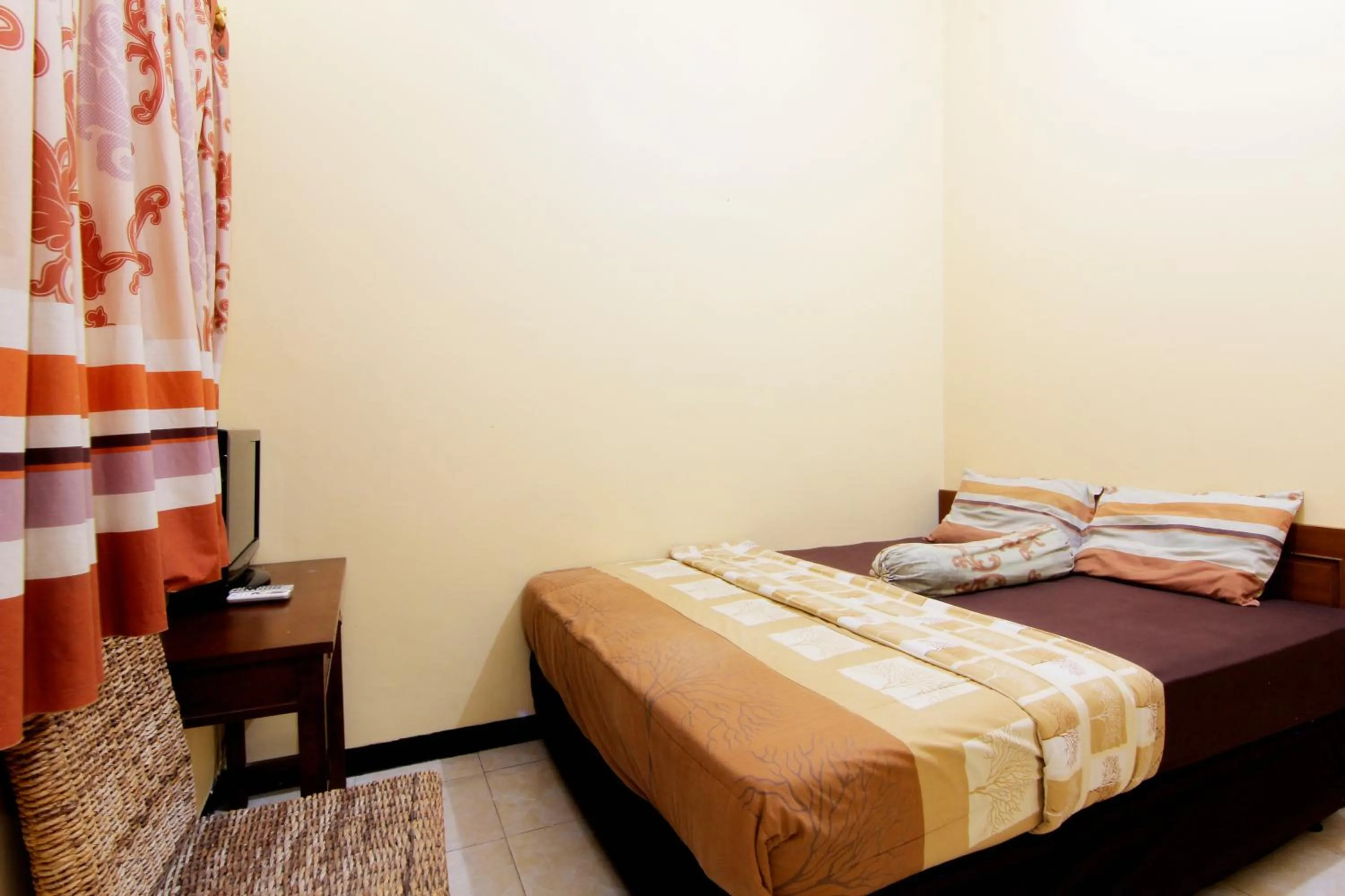 Bedroom, Bed in JJ House Gejayan