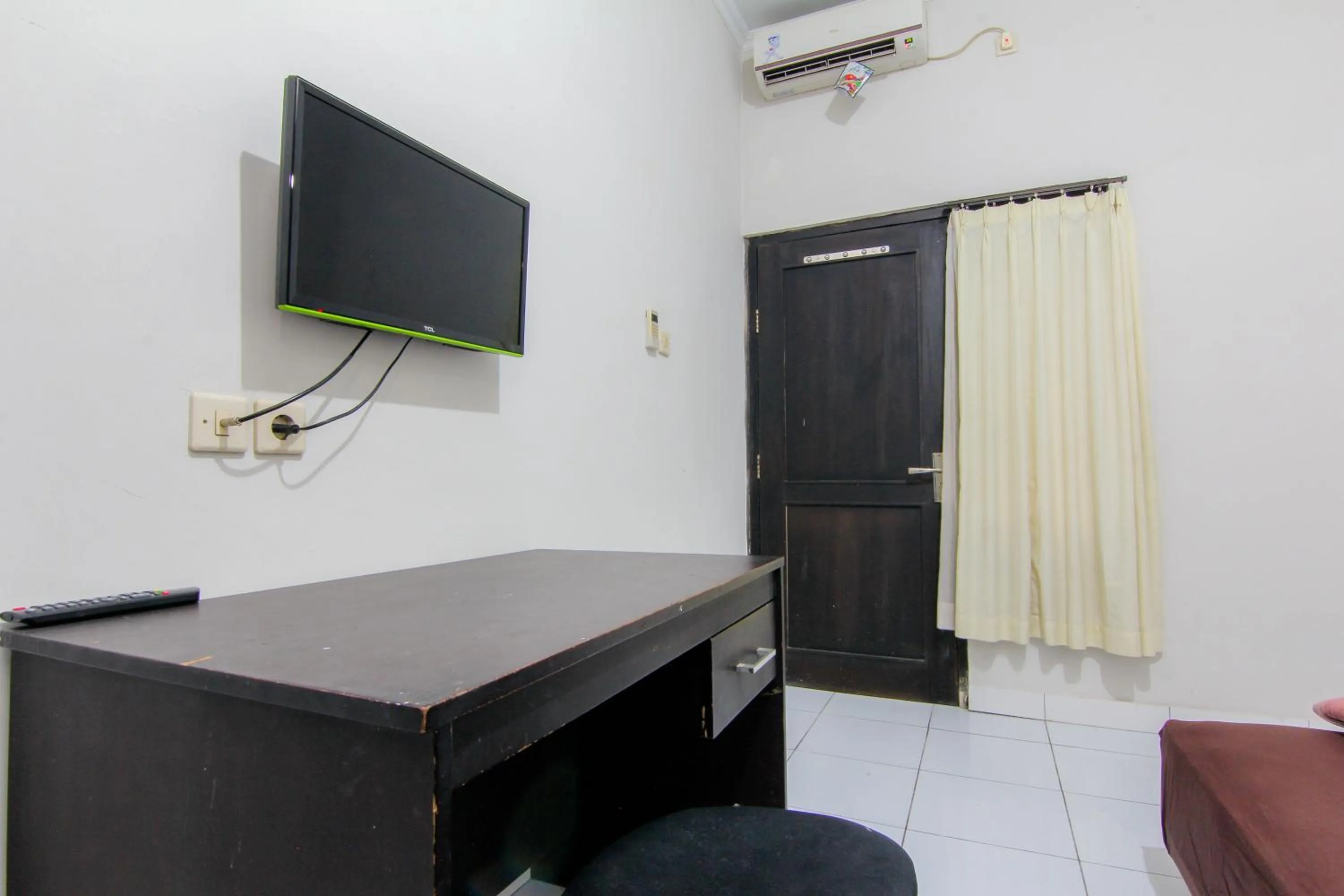 TV and multimedia in JJ House Wahid Hasyim