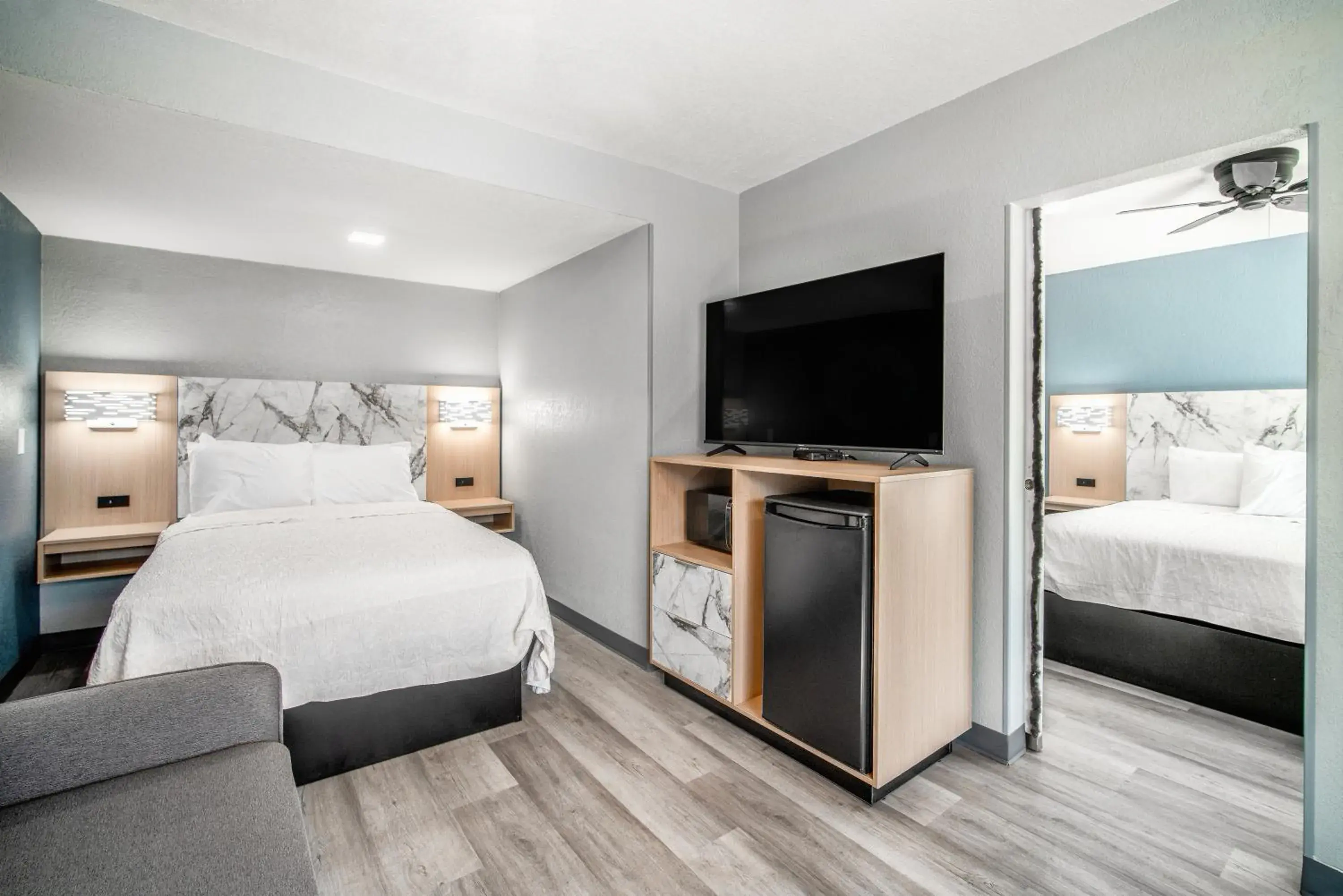 Double or Twin Room in Pacific Inn and Suites Double or Twin Room in Pacific Inn and Suites