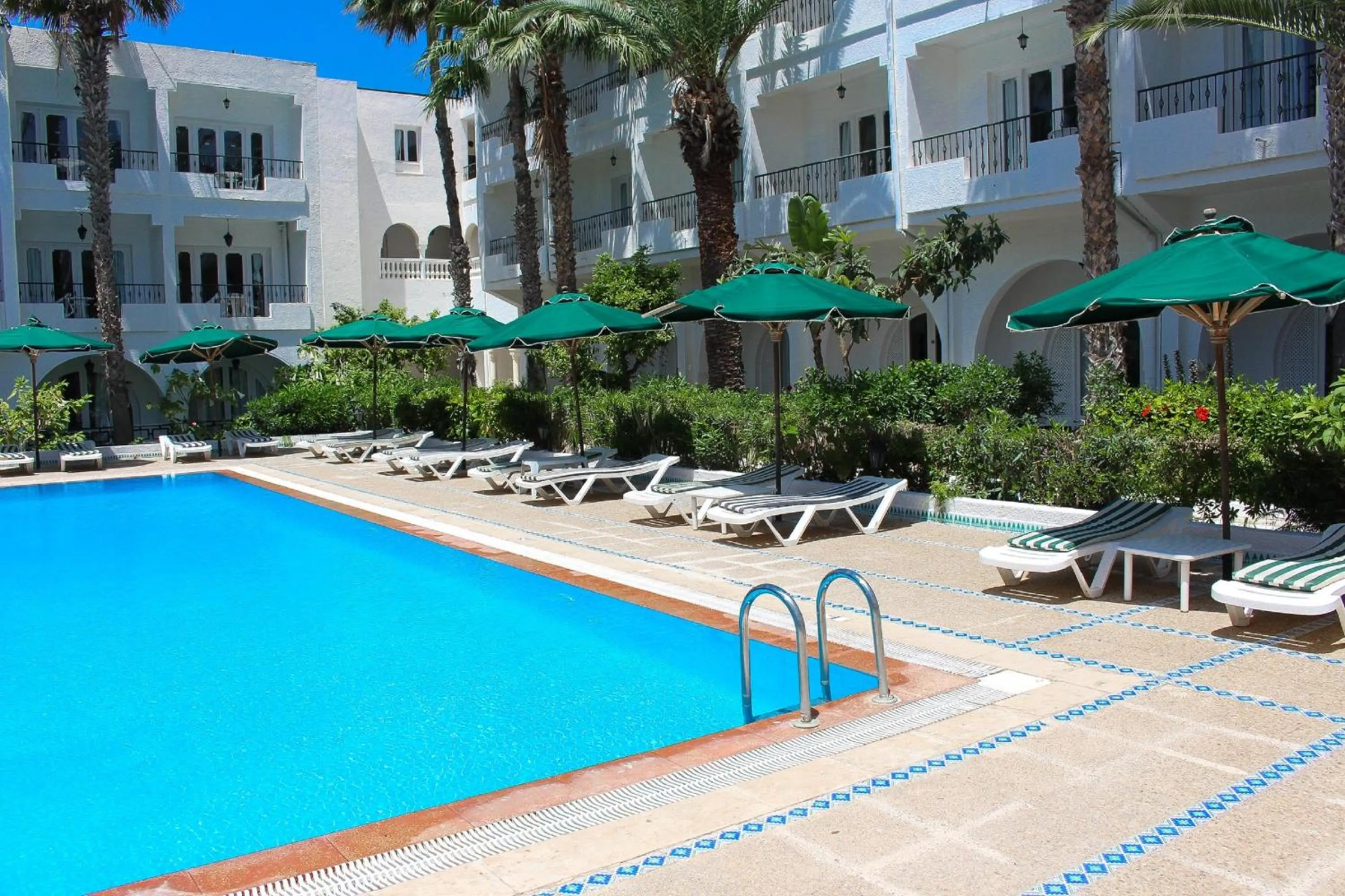 Swimming pool in Emira Hotel