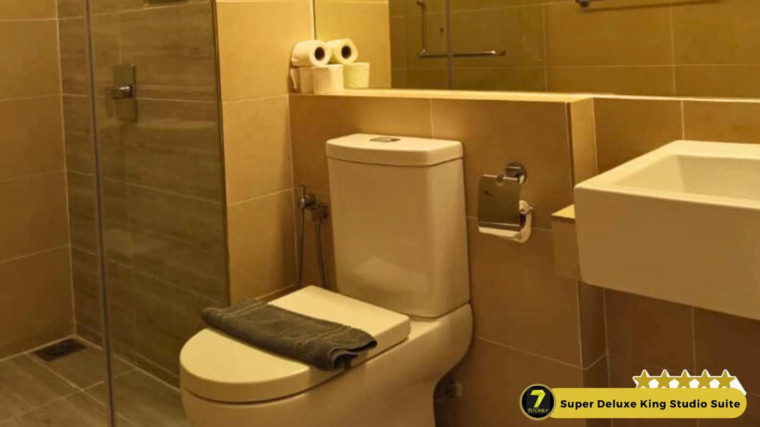Toilet in 7Stonez Suites Windmill Genting Highlands