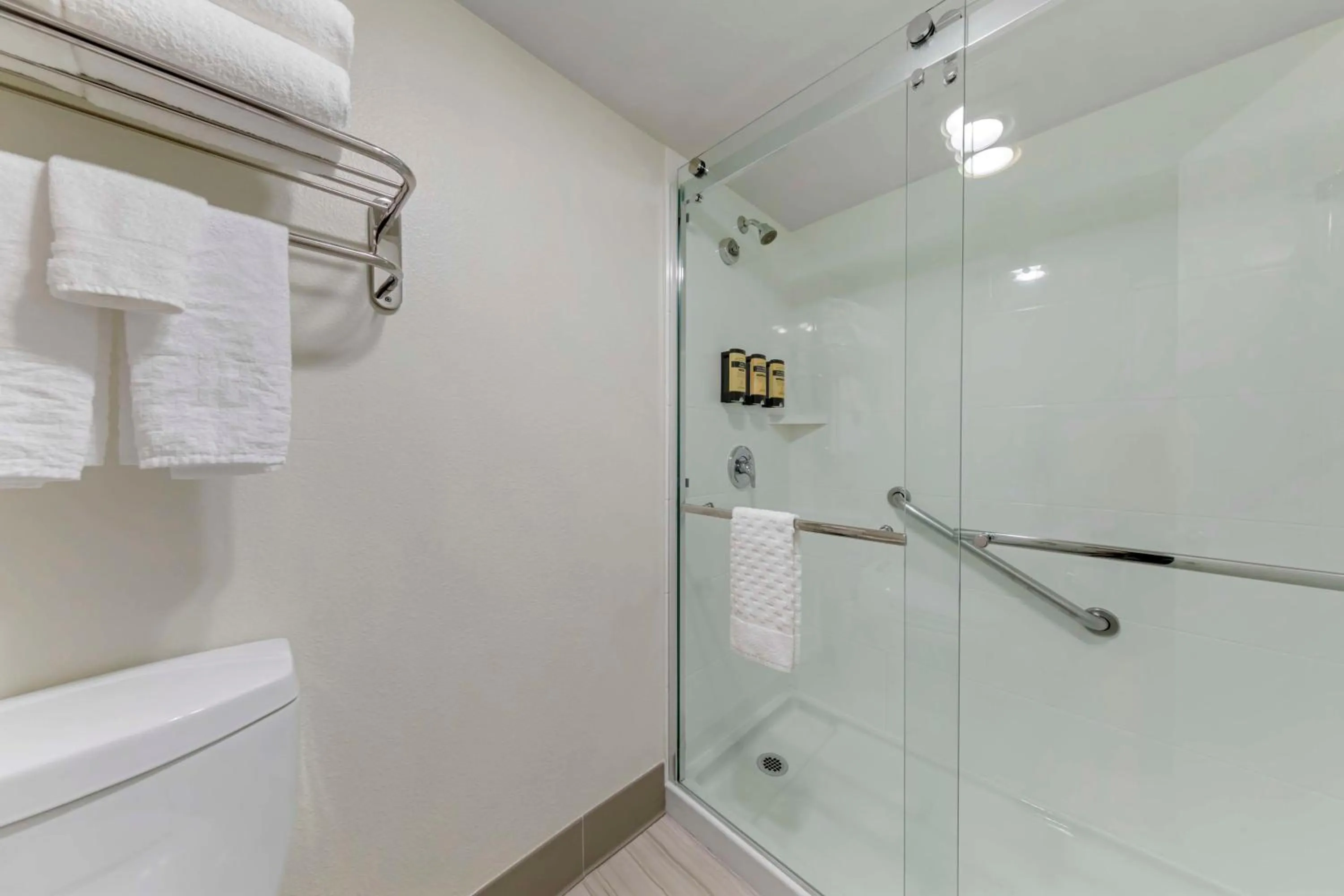 Bathroom in Best Western Plus Executive Inn Rowland Height City of Industry