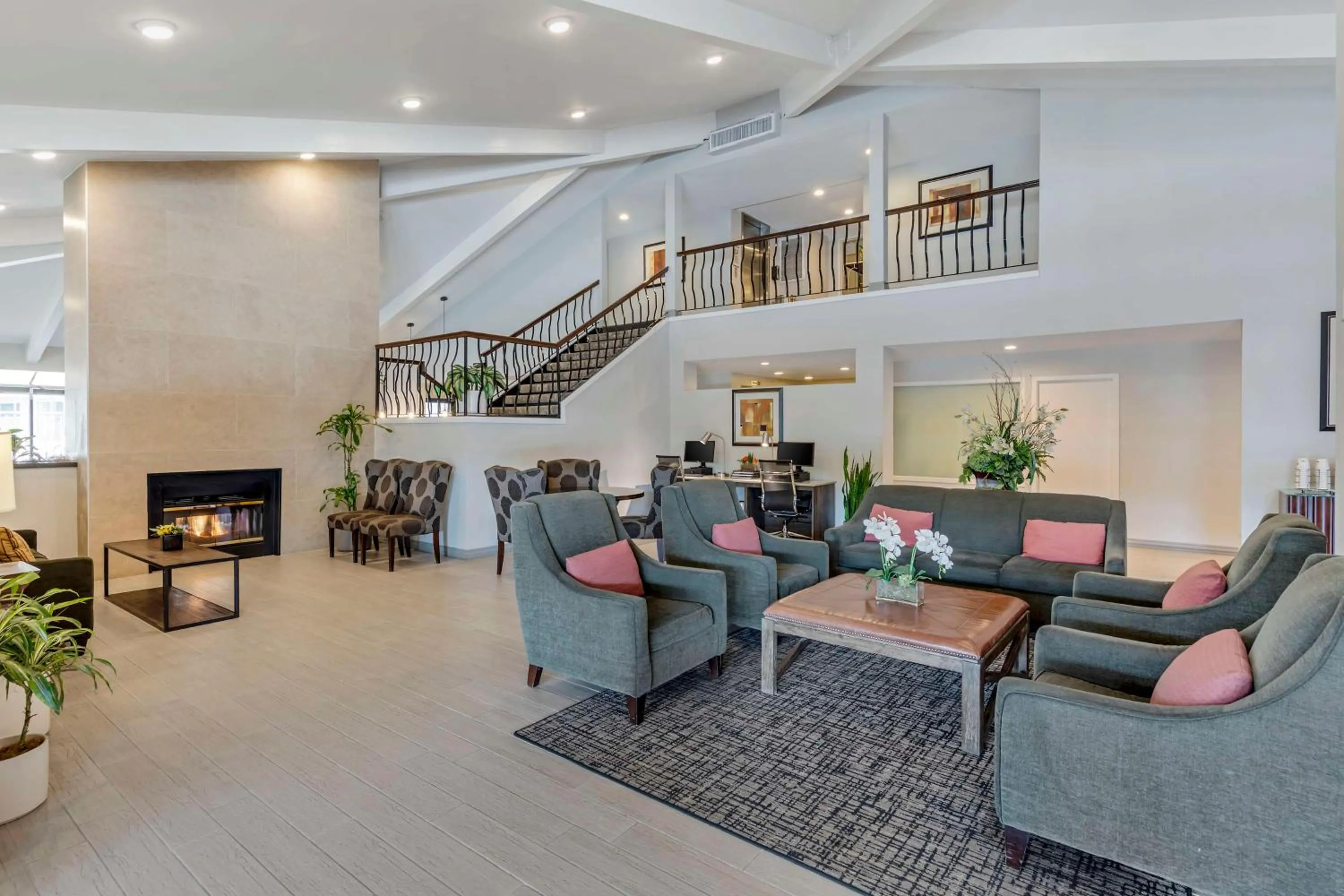 Lobby or reception in Best Western Plus Executive Inn Rowland Height City of Industry