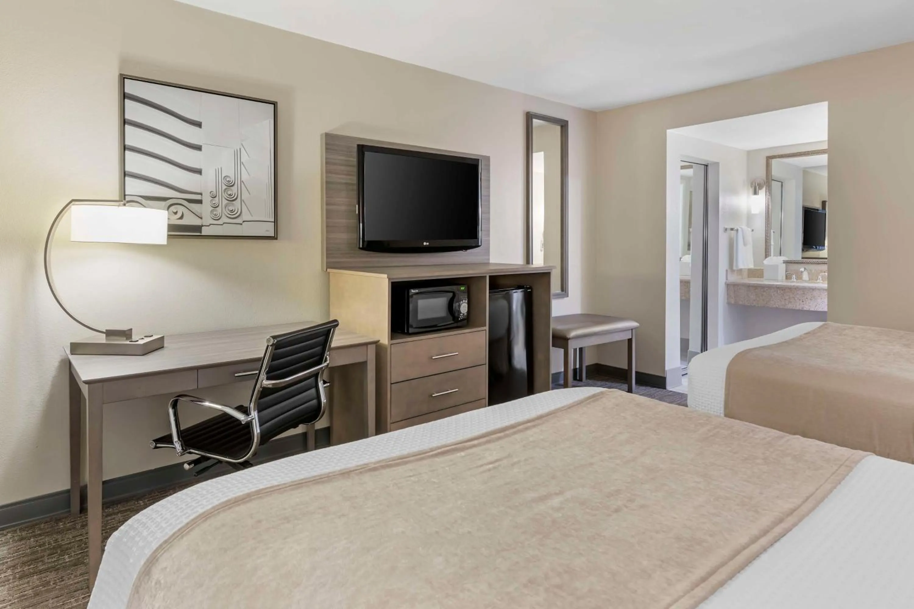 Bedroom, Bed in Best Western Plus Executive Inn Rowland Height City of Industry