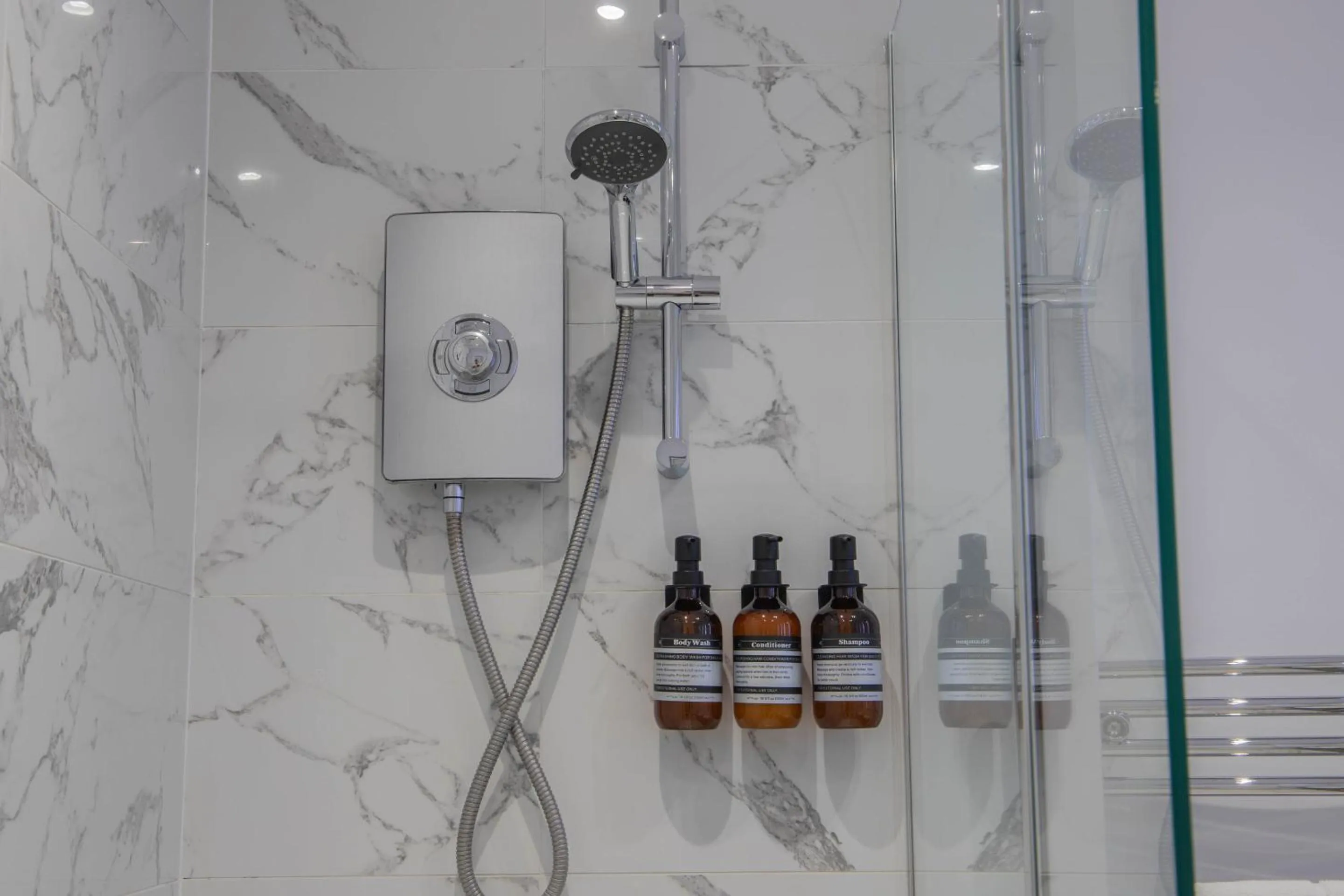 Bathroom in Bridgeside Rooms