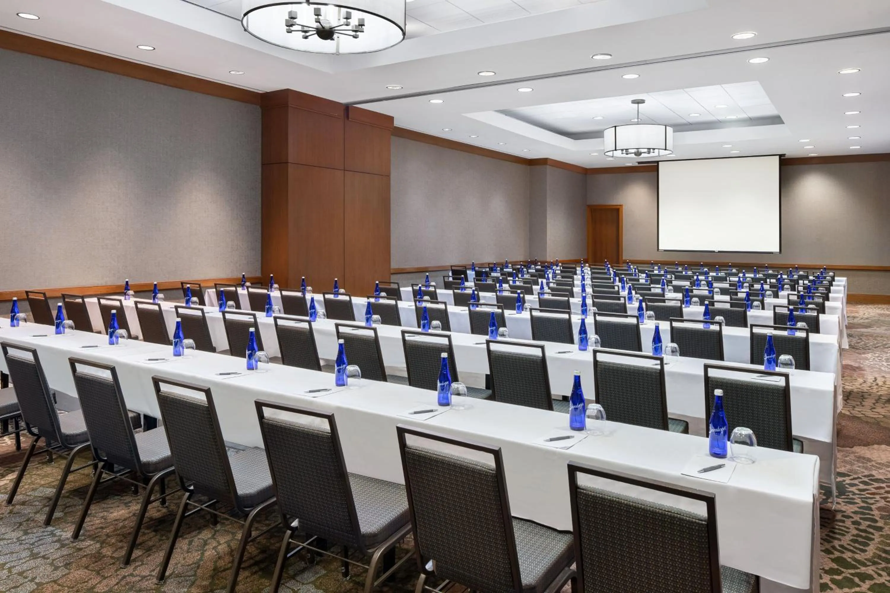 Meeting/conference room in The Westin Washington National Harbor