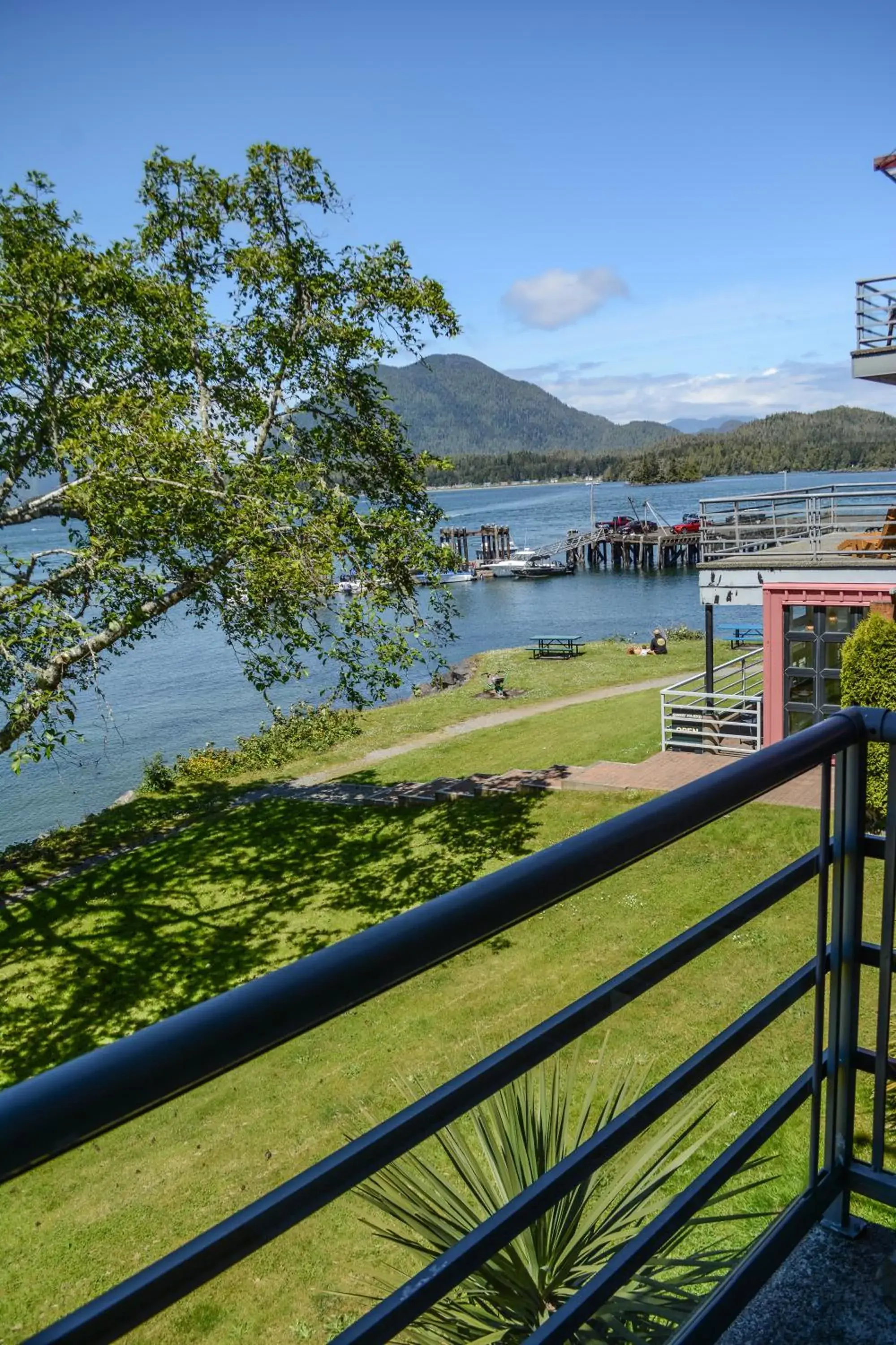 Studio with Sea View - Unit 15 in Island Village Properties at Fred Tibbs Studio with Sea View - Unit 15 in Island Village Properties at Fred Tibbs