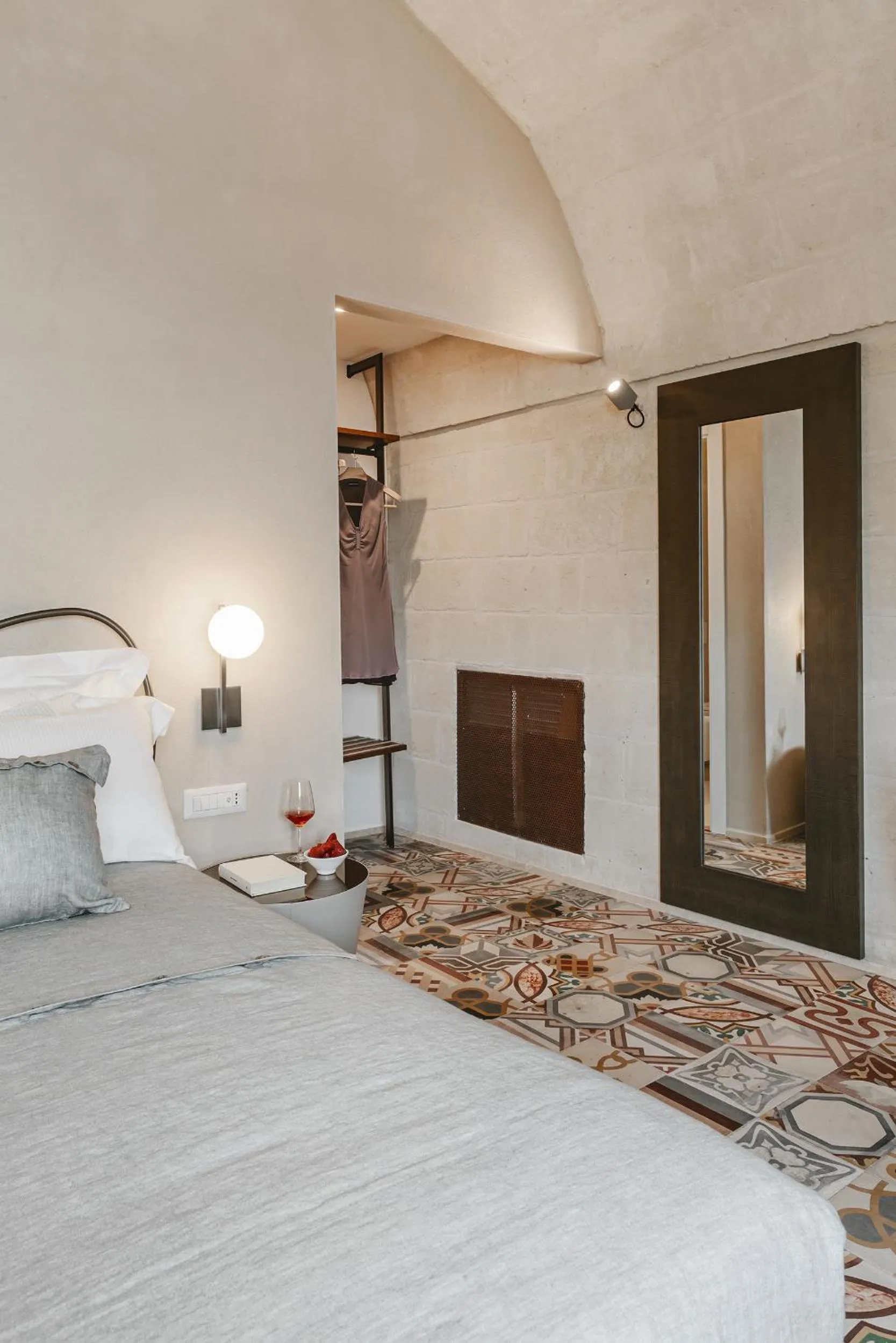 Photo of the whole room, Bed in Cenobio Hotel & SPA Matera