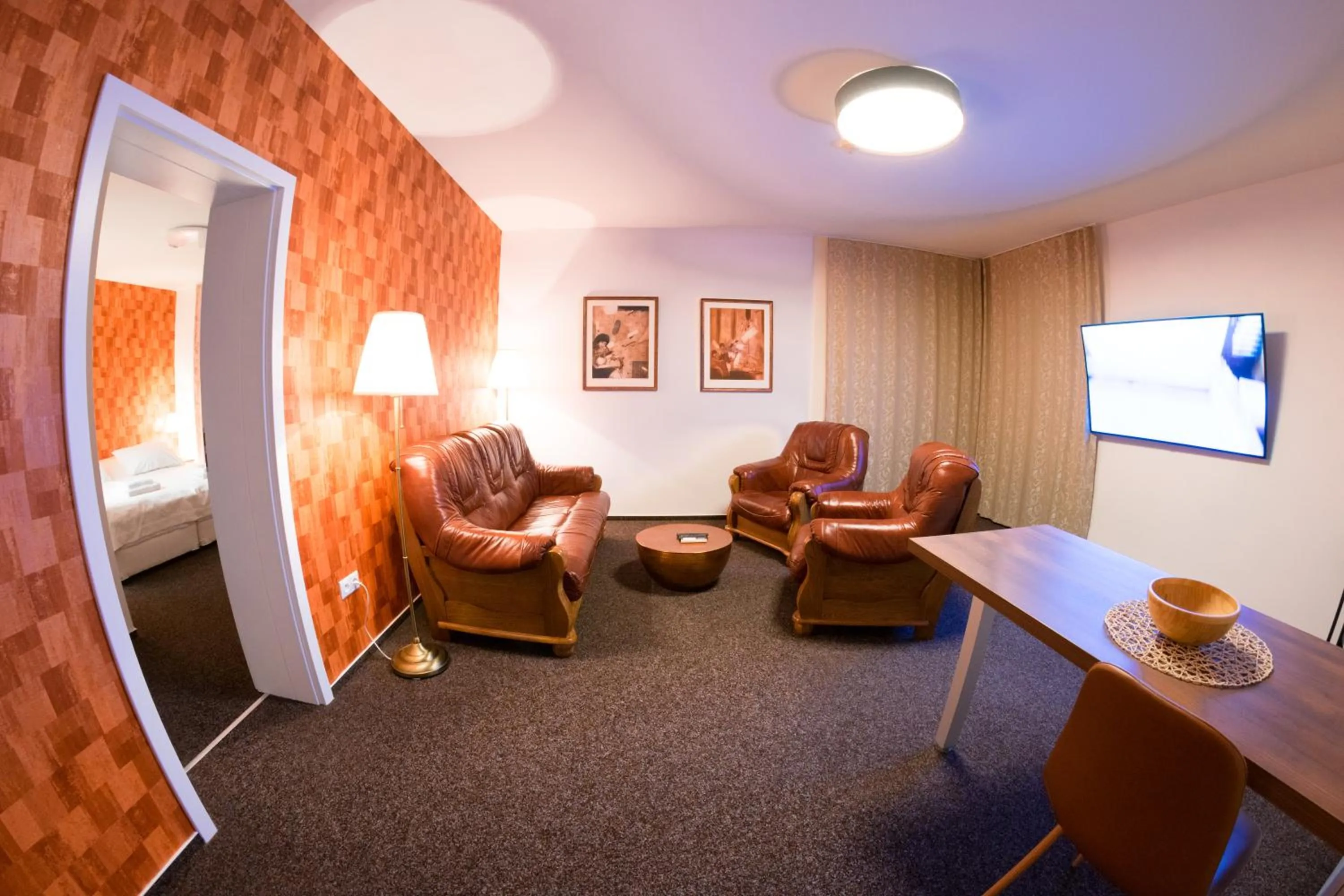 VILLA CENTRUM APARTMÁNY s RAŇAJKAMI A SAUNOU