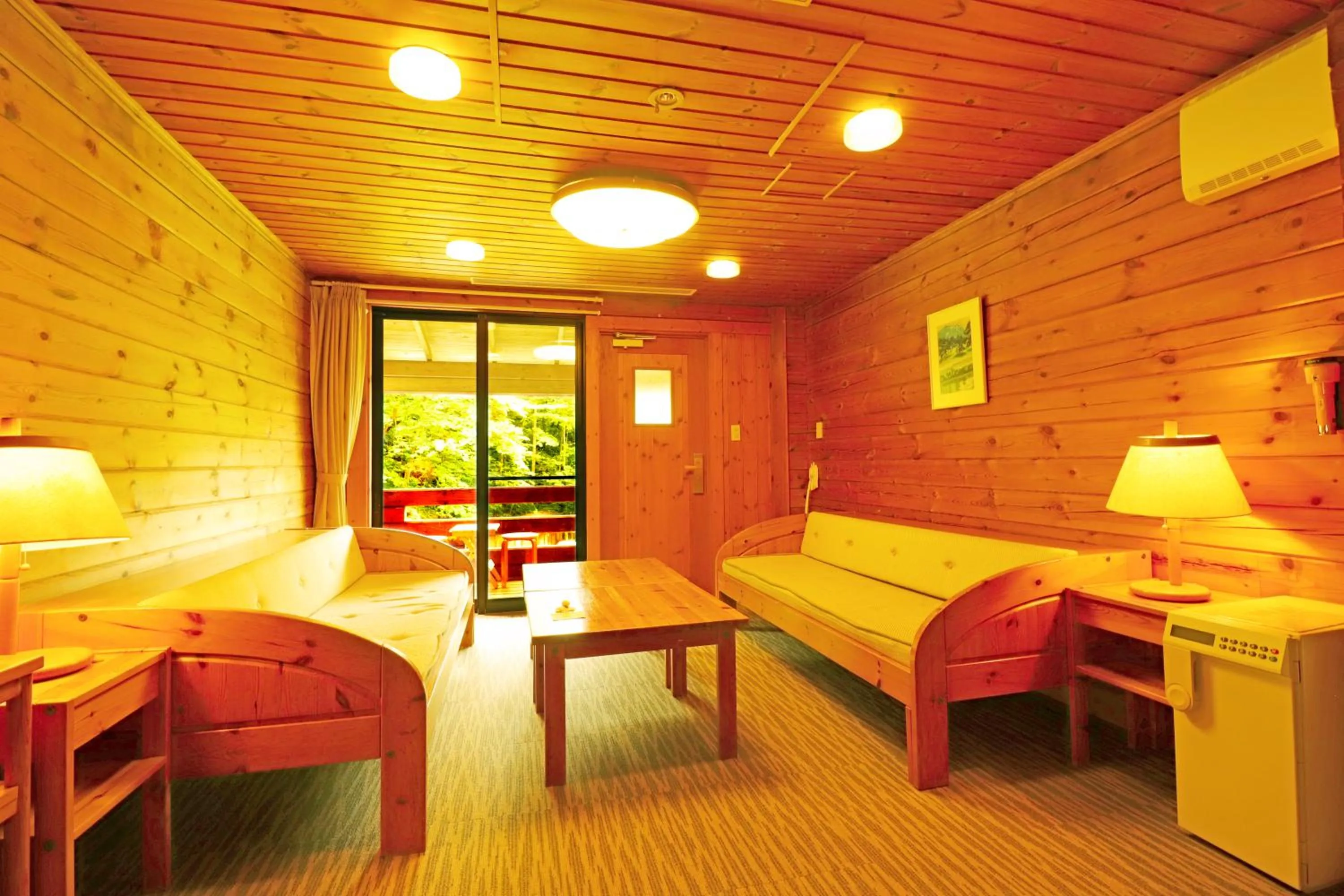 Living room, Bed in Karuizawa Prince Hotel West