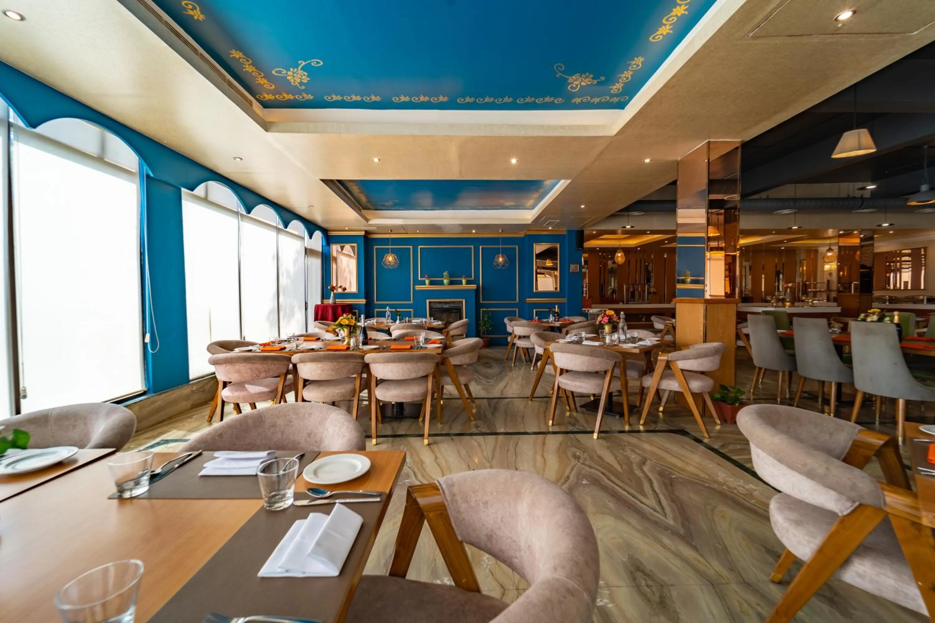 Restaurant/places to eat in Divine Resort & Spa