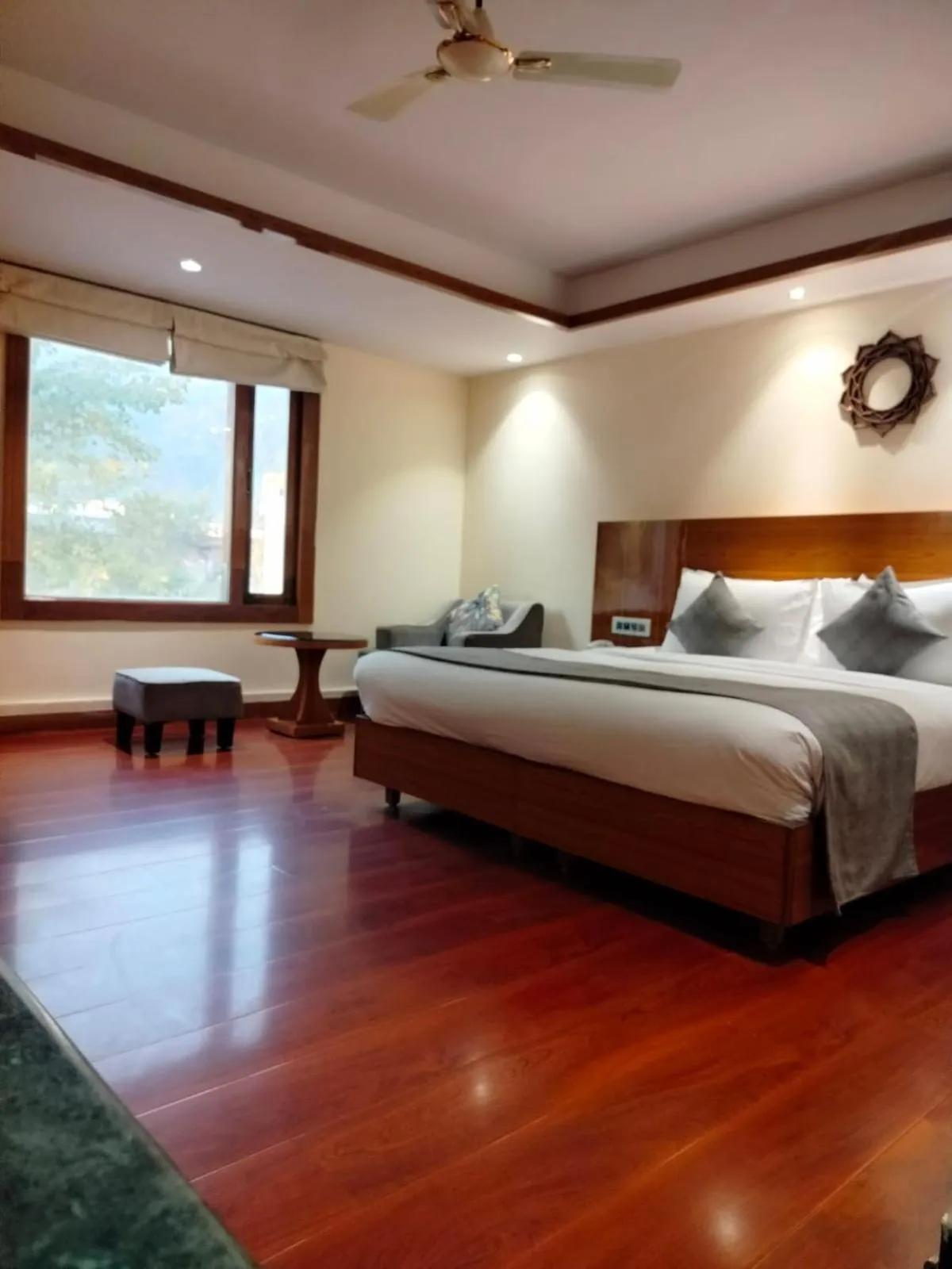 Photo of the whole room, Bed in Divine Resort & Spa