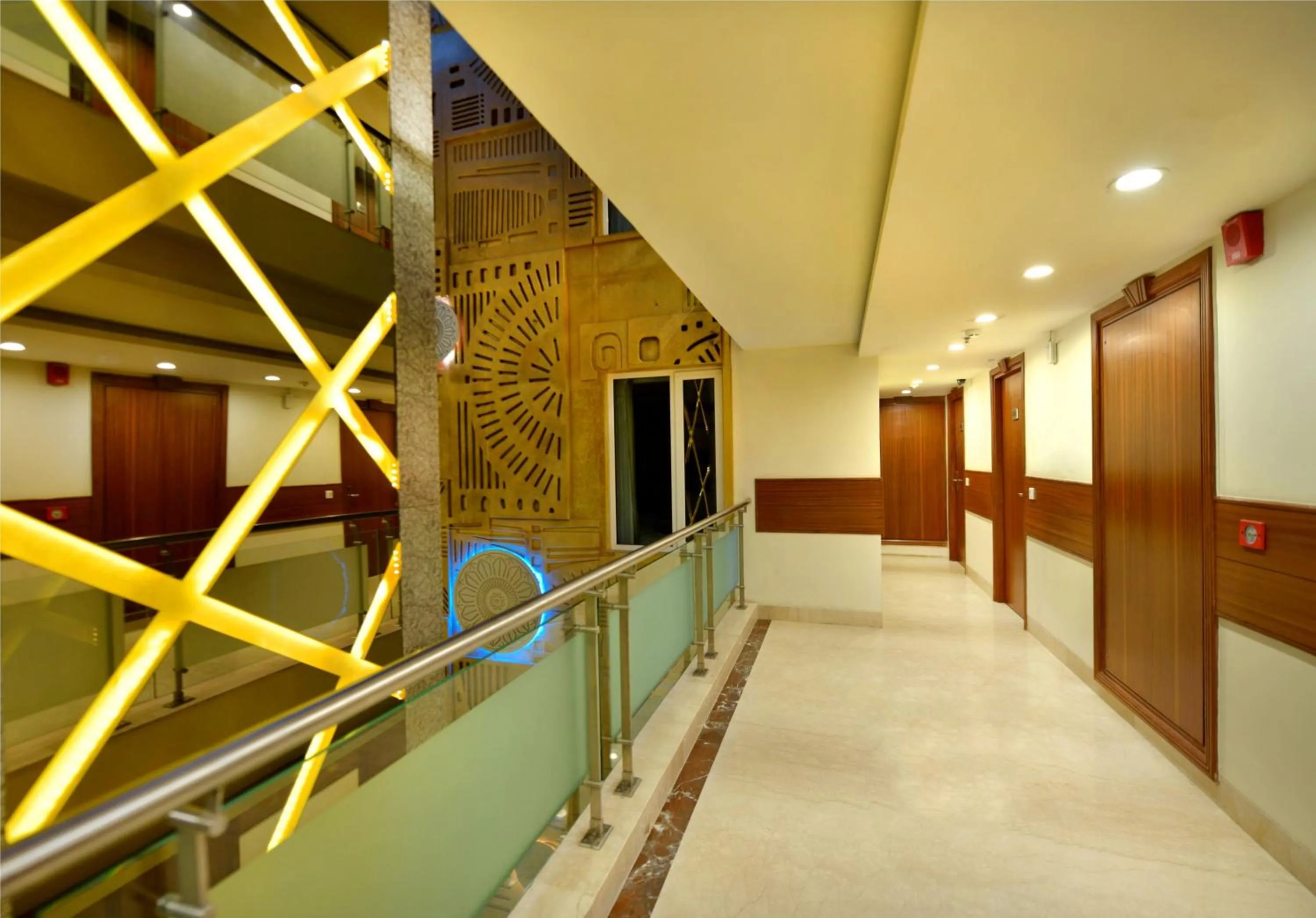 Area and facilities in Hotel Regent Grand