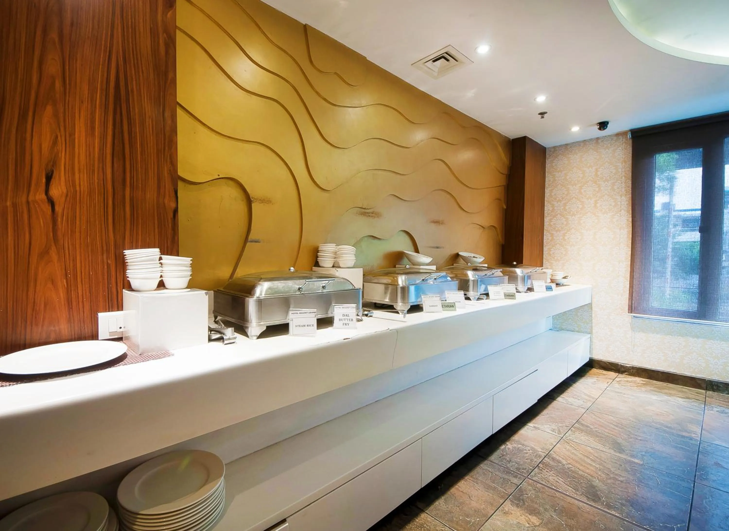 Food and drinks in Hotel Regent Grand