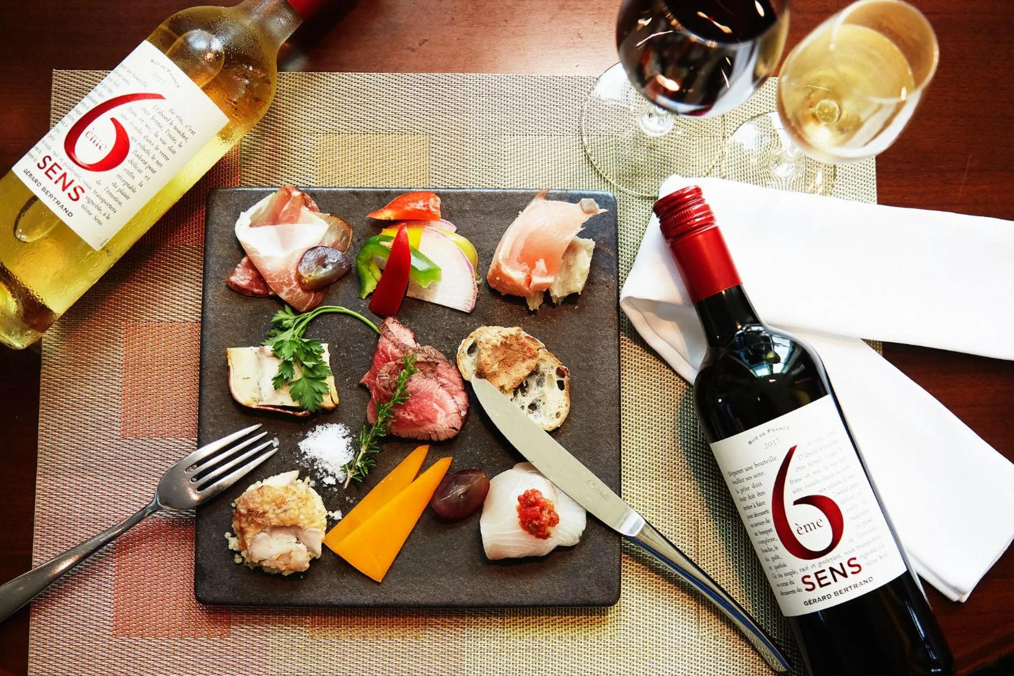 Restaurant/places to eat in InterContinental Hotel Osaka by IHG