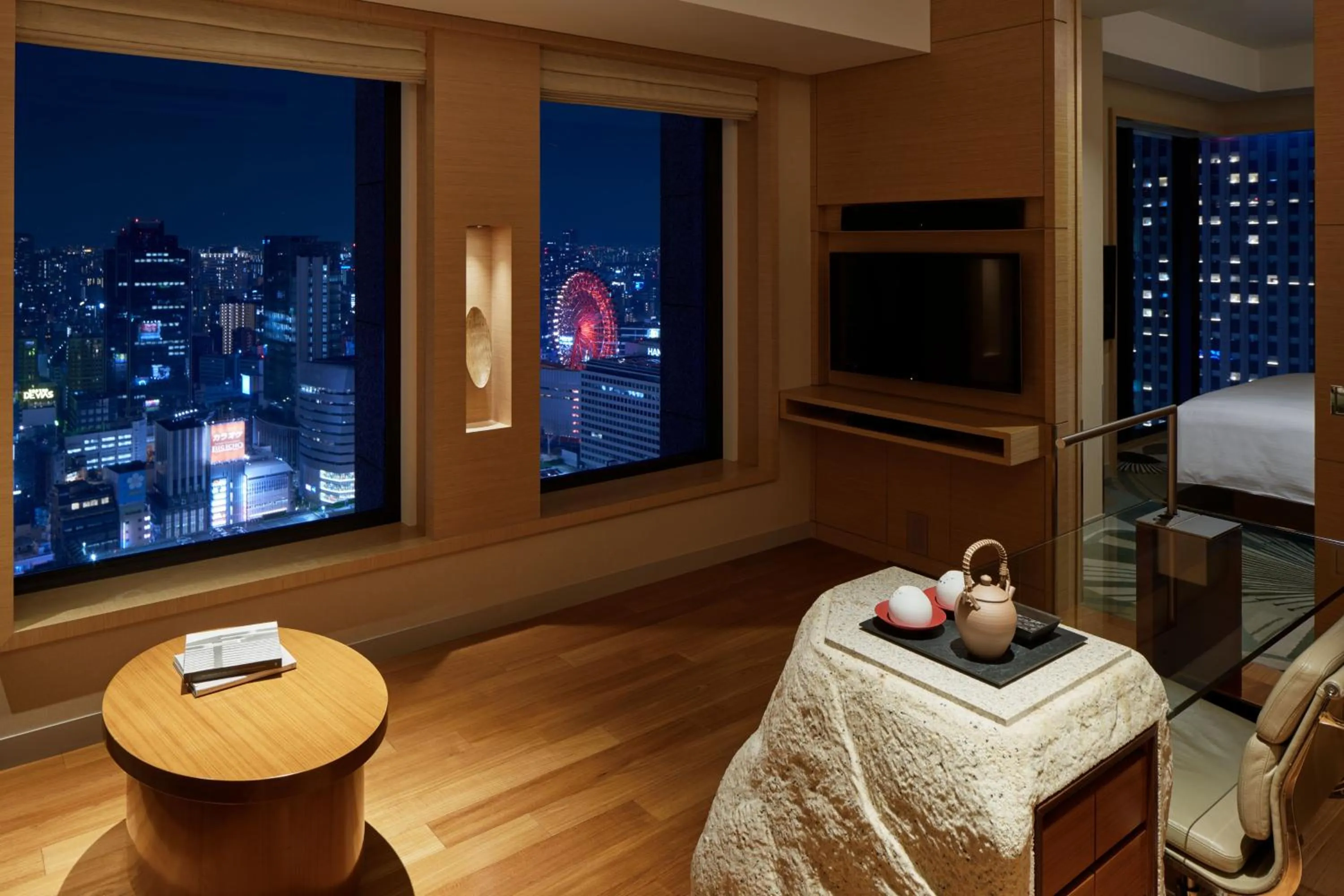 Photo of the whole room, Bed in InterContinental Hotel Osaka by IHG