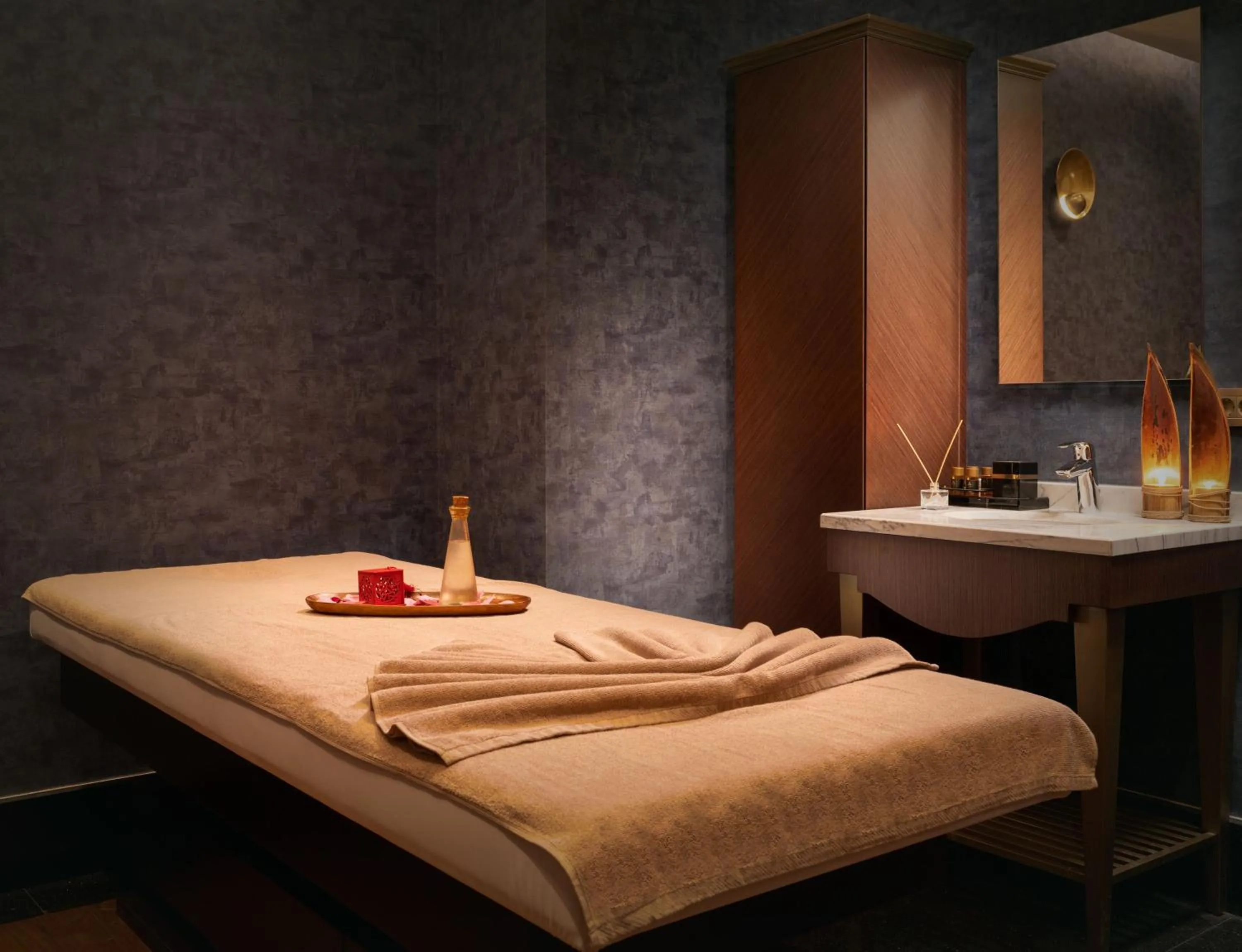 Massage in Gleam Bomonti Hotel