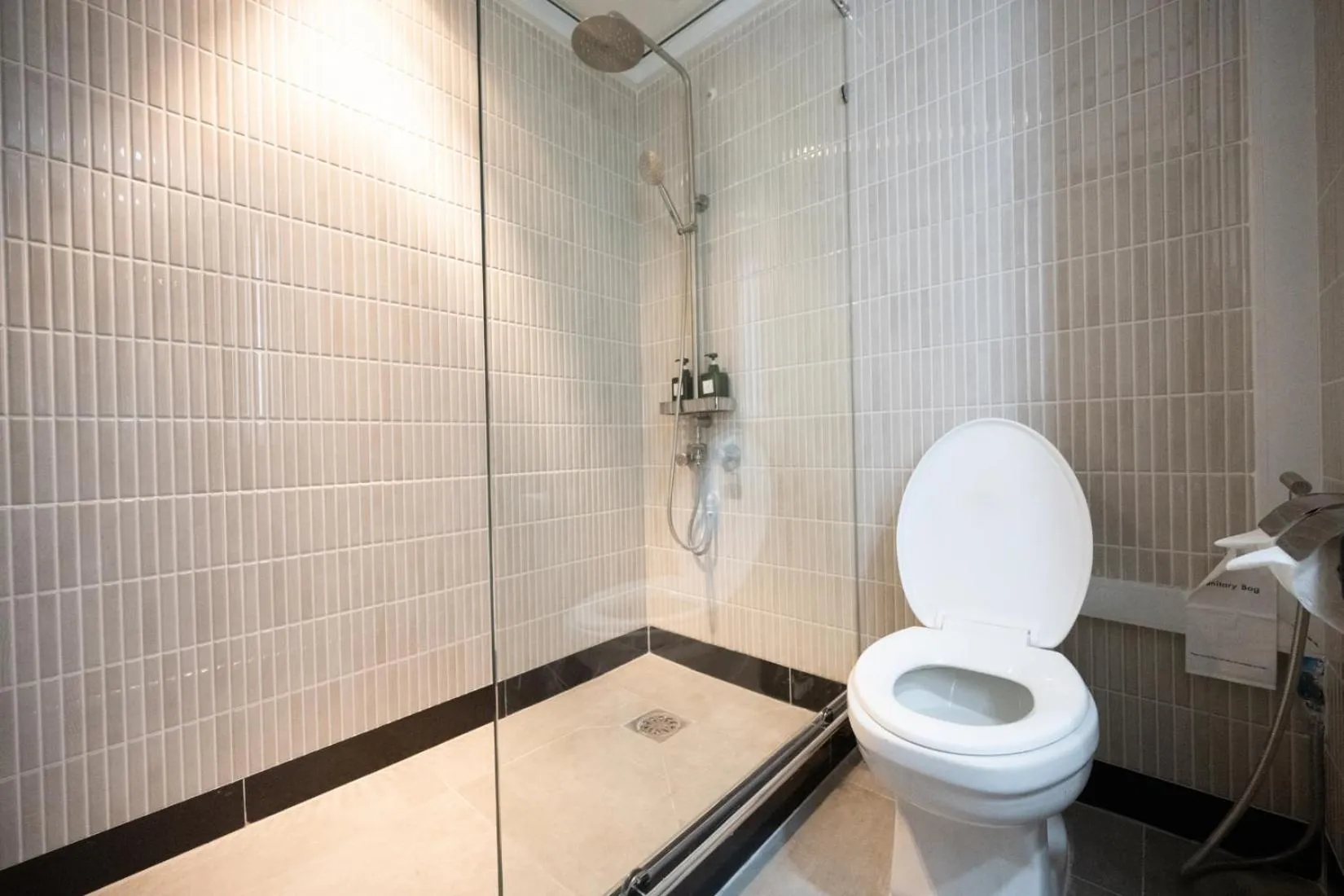 Toilet in Town in Town Hotel Bangkok