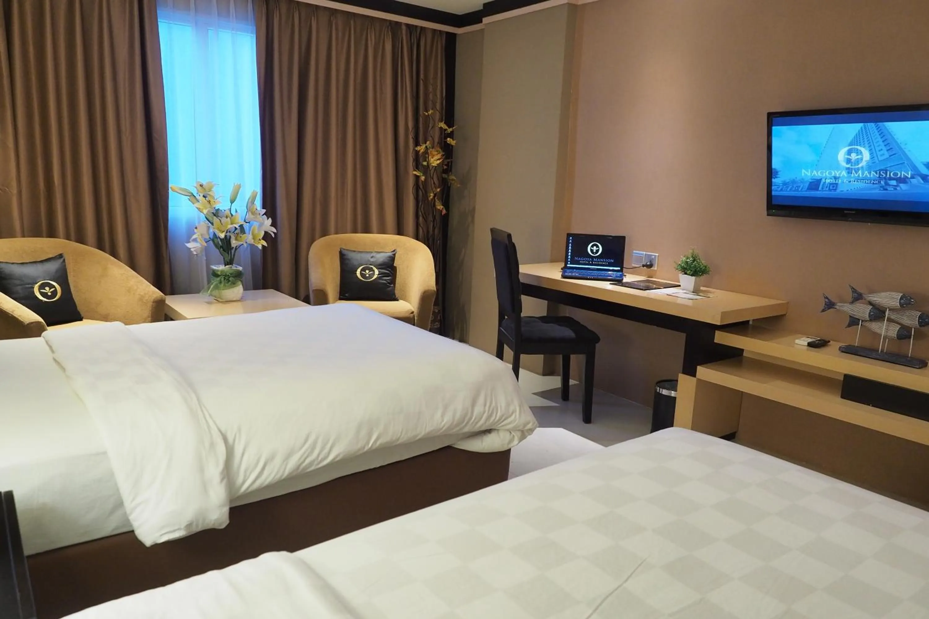TV and multimedia, Bed in Nagoya Mansion Hotel and Residence