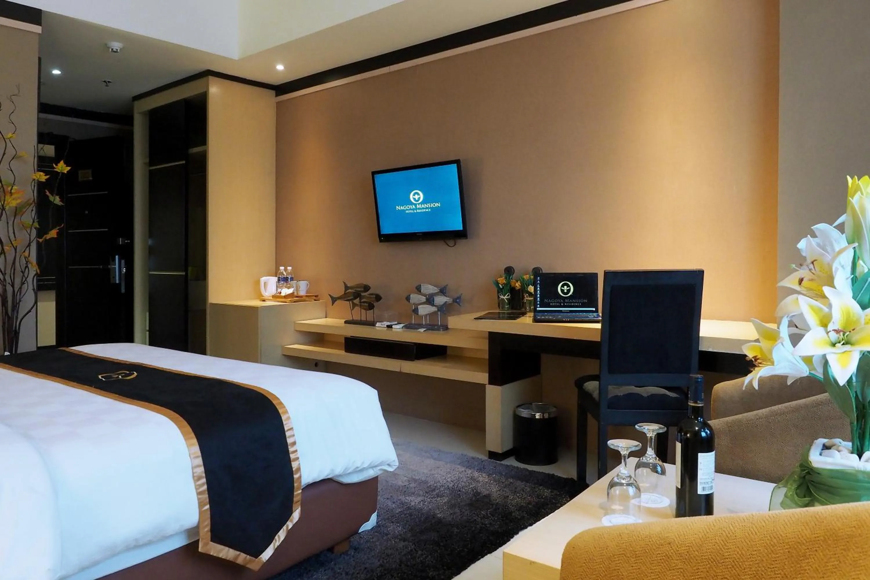 Coffee/tea facilities in Nagoya Mansion Hotel and Residence