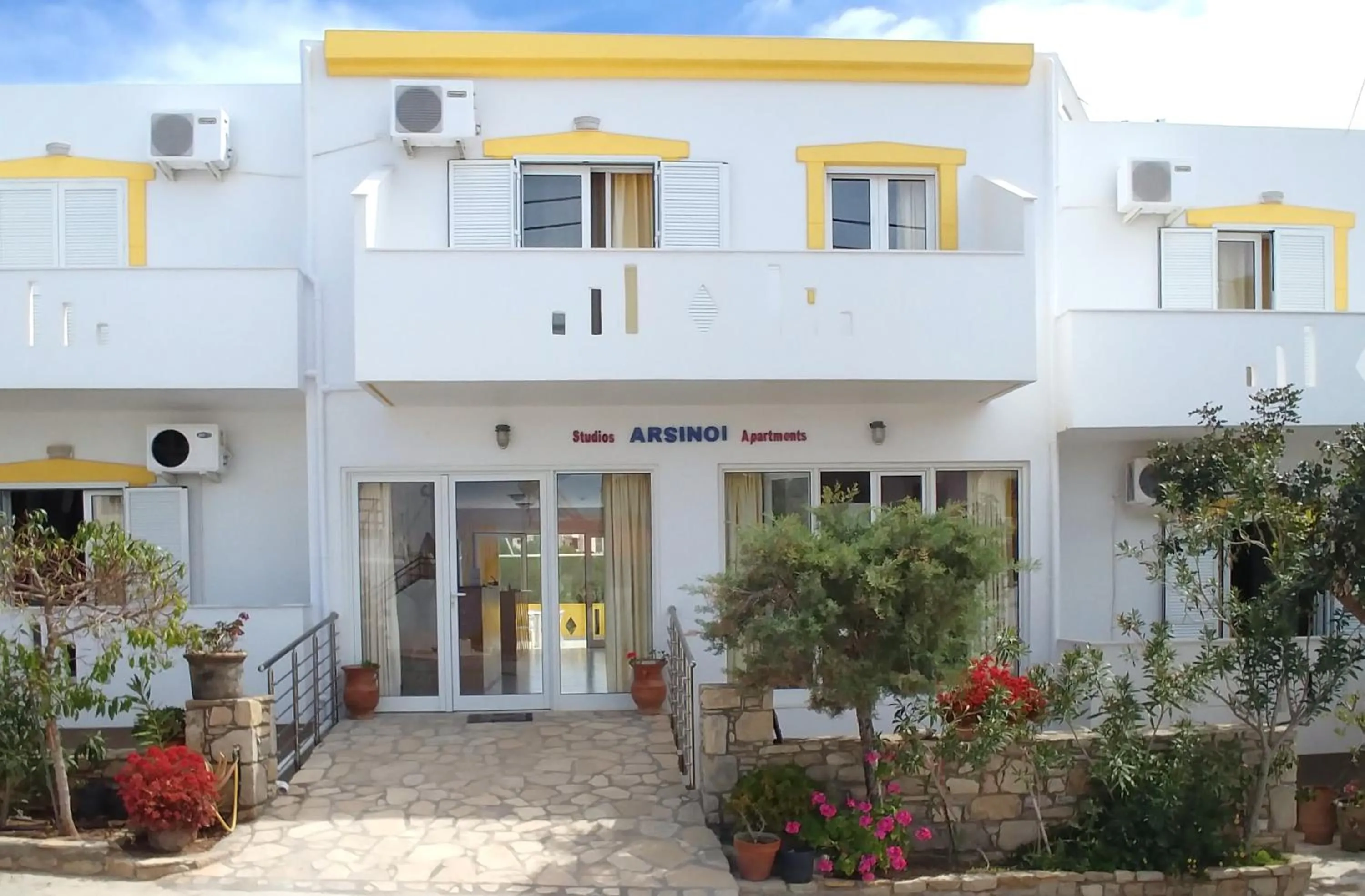 Property building in Arsinoi Studios and Apartments