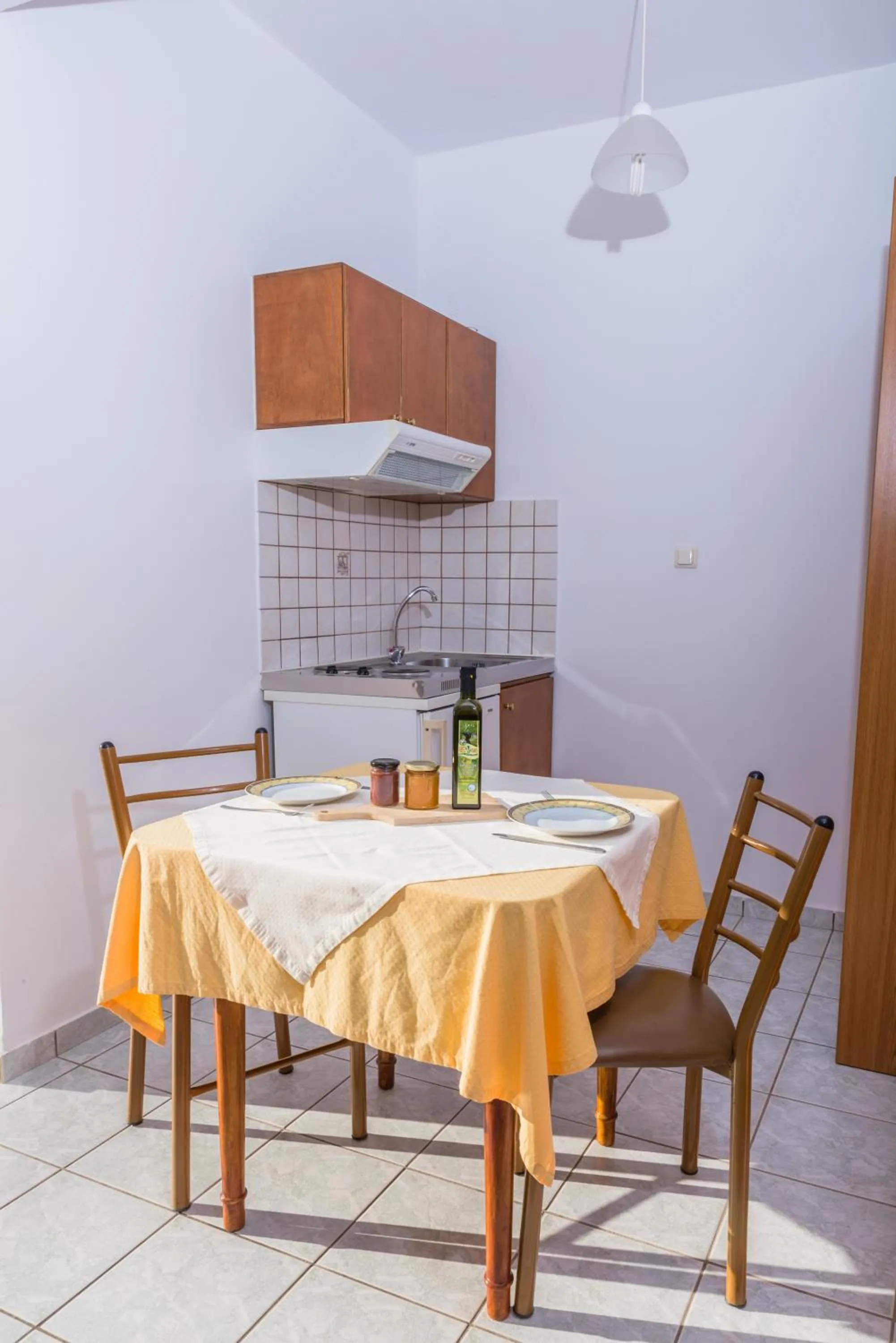 Dining area in Arsinoi Studios and Apartments