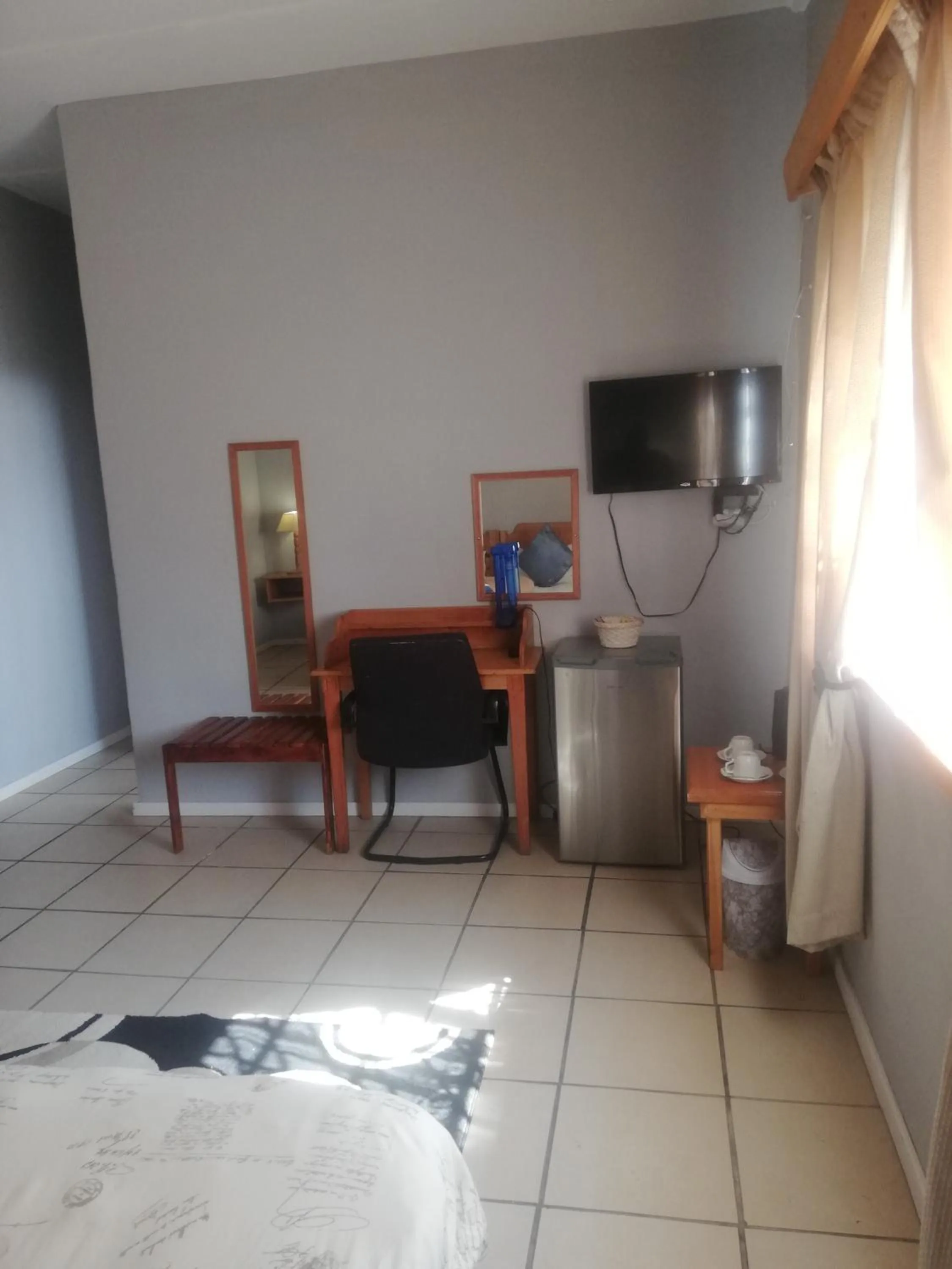 TV and multimedia, Bed in The Old Mill Hotel