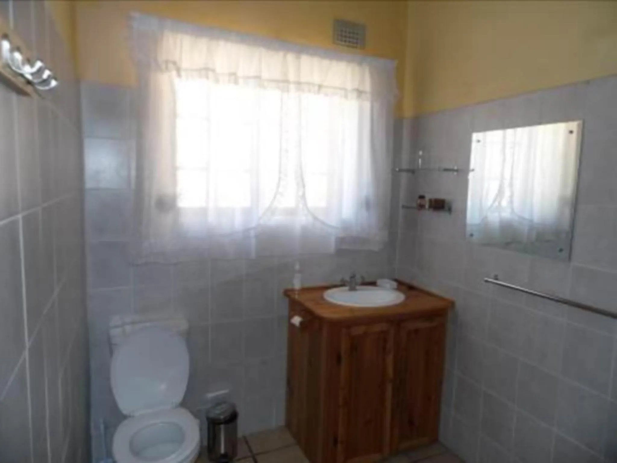 Shower in The Old Mill Hotel