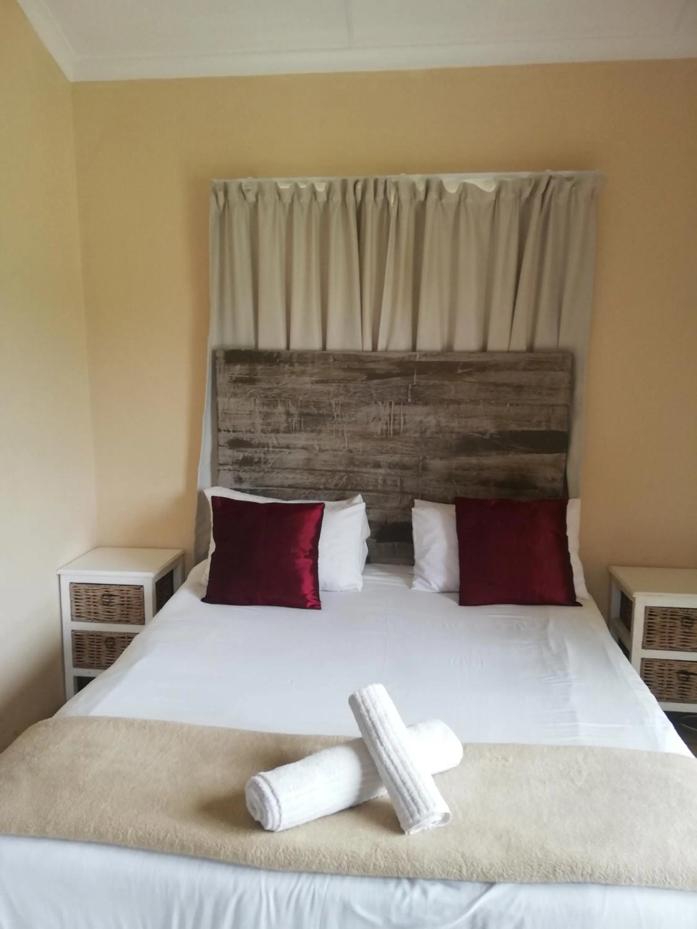 Bed in The Old Mill Hotel