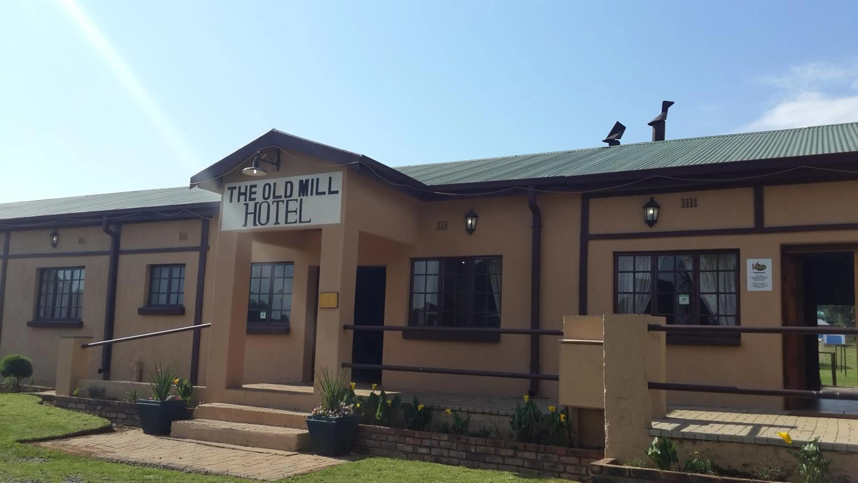 Facade/entrance in The Old Mill Hotel