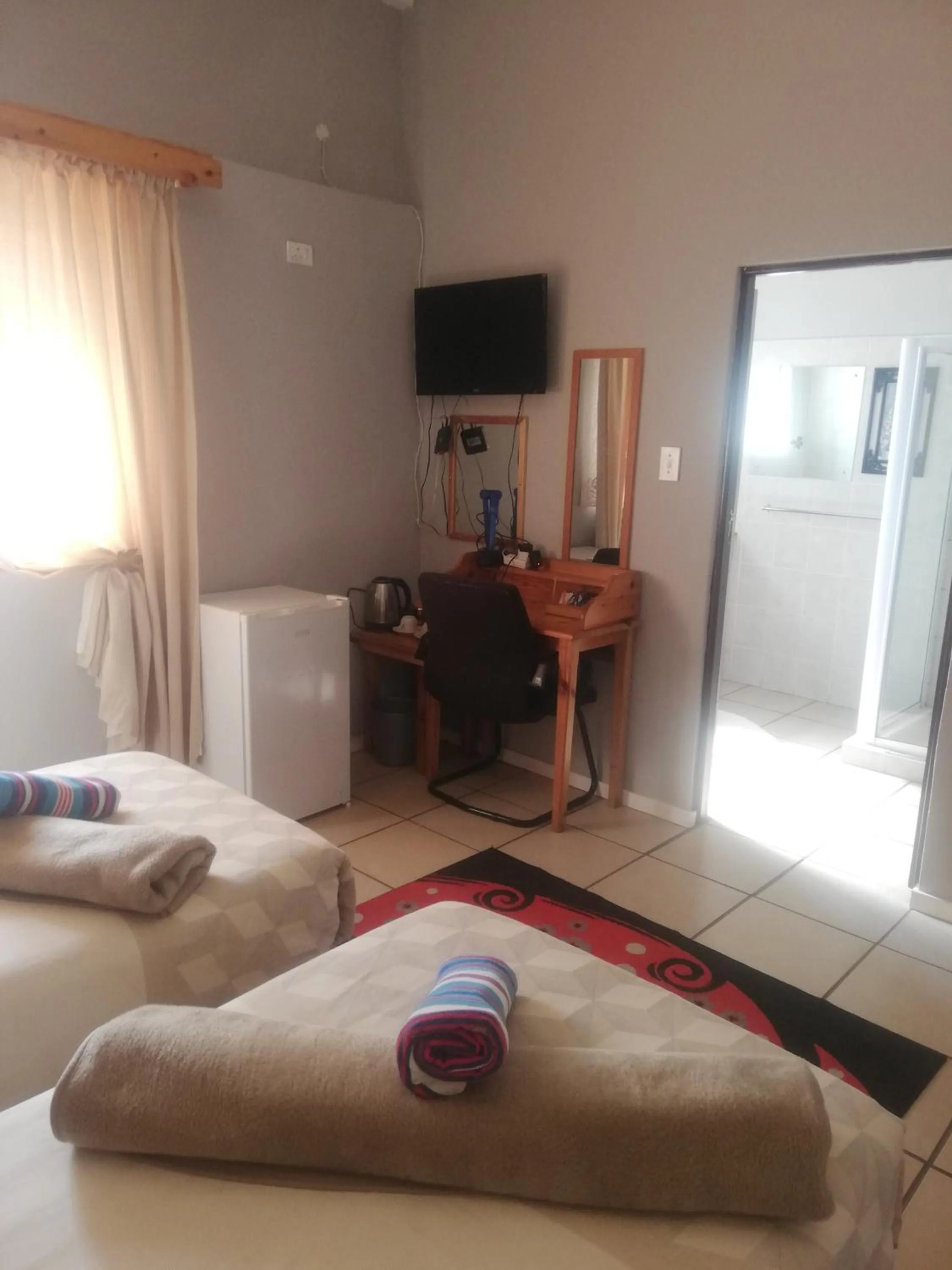 Coffee/tea facilities, Bed in The Old Mill Hotel