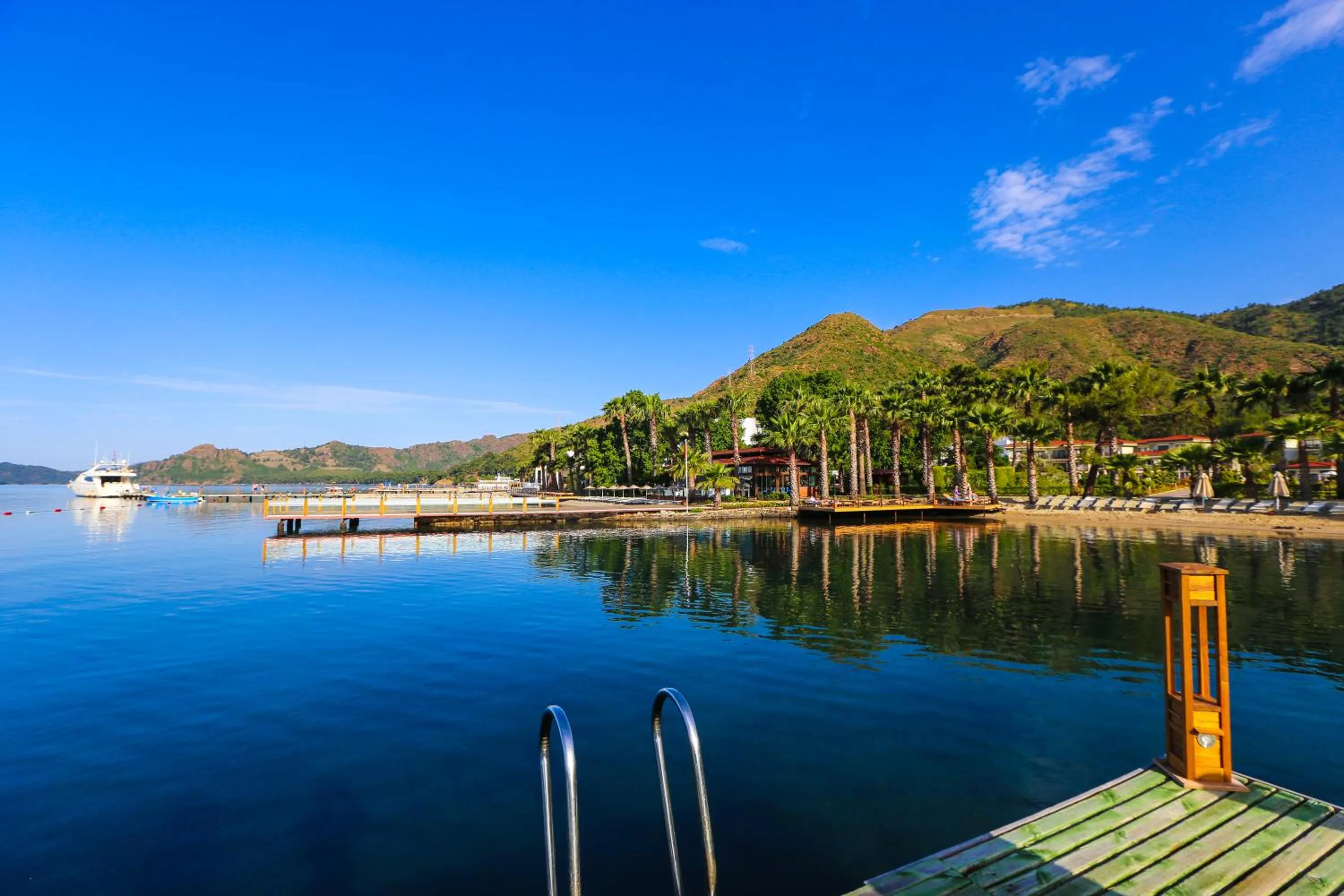 Property building in Fortezza Beach Resort