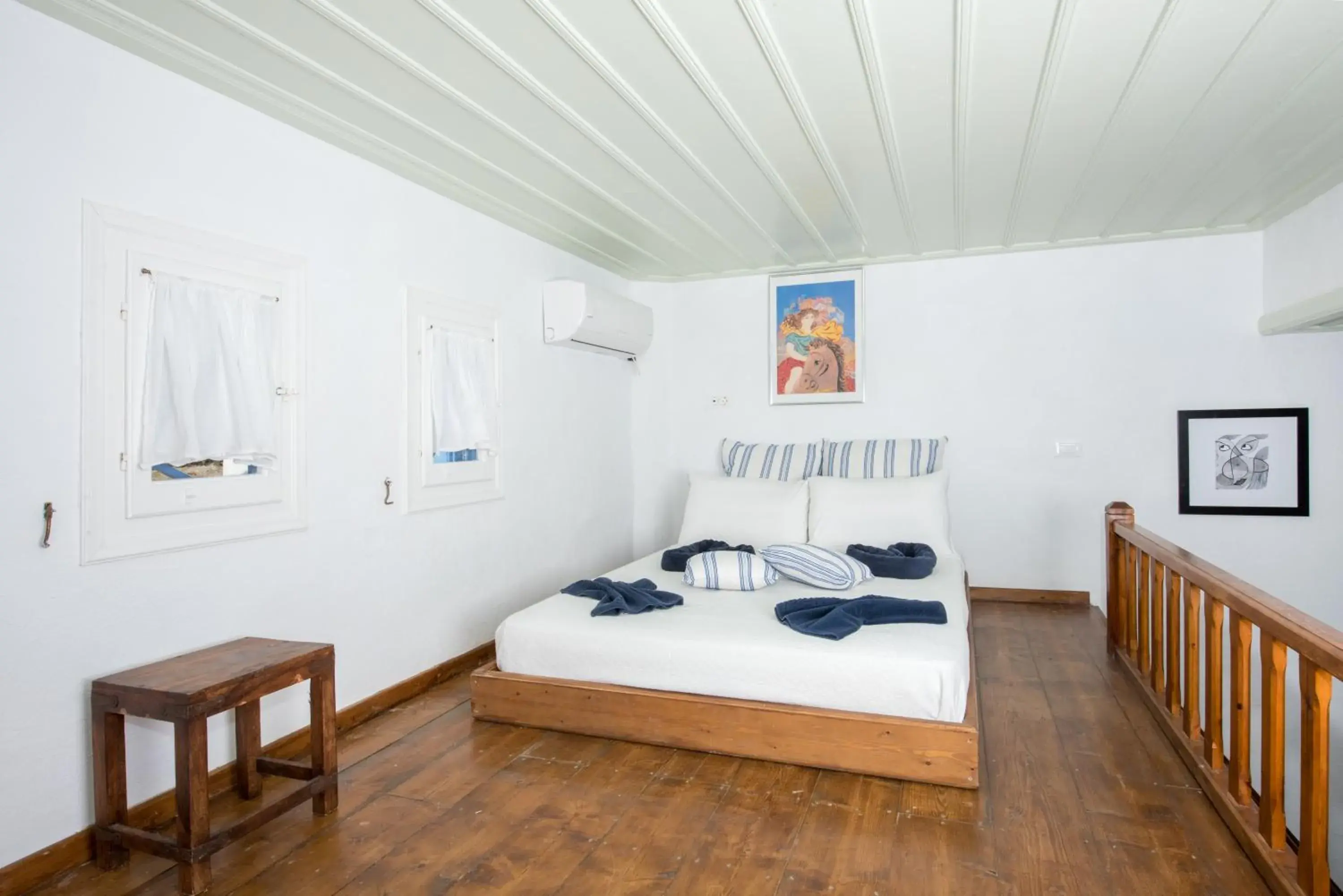 Studio (2 Adults) - Split Level in Lighthouse Hotel Studio (2 Adults) - Split Level in Lighthouse Hotel