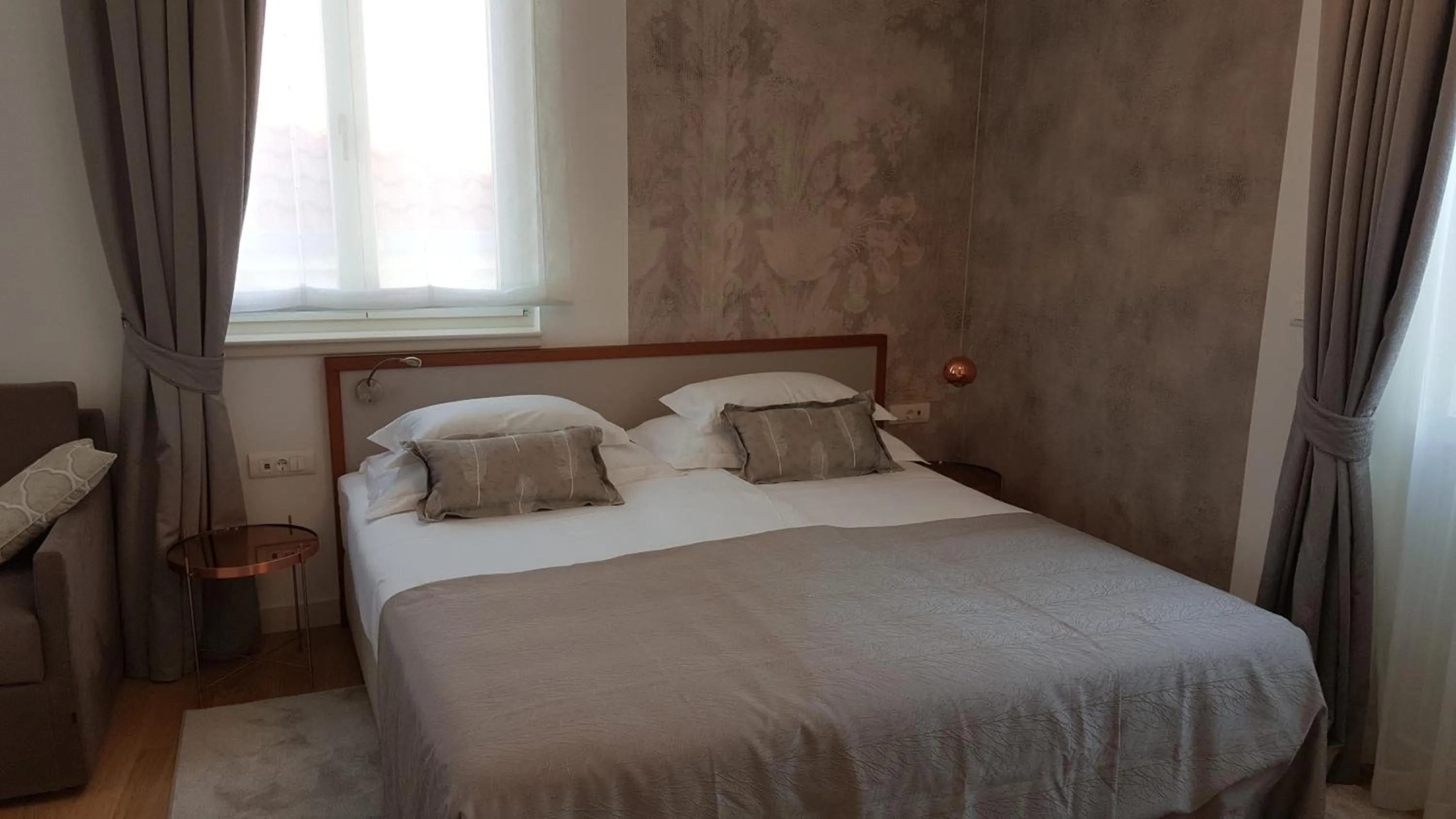 Bed in Residence Stine