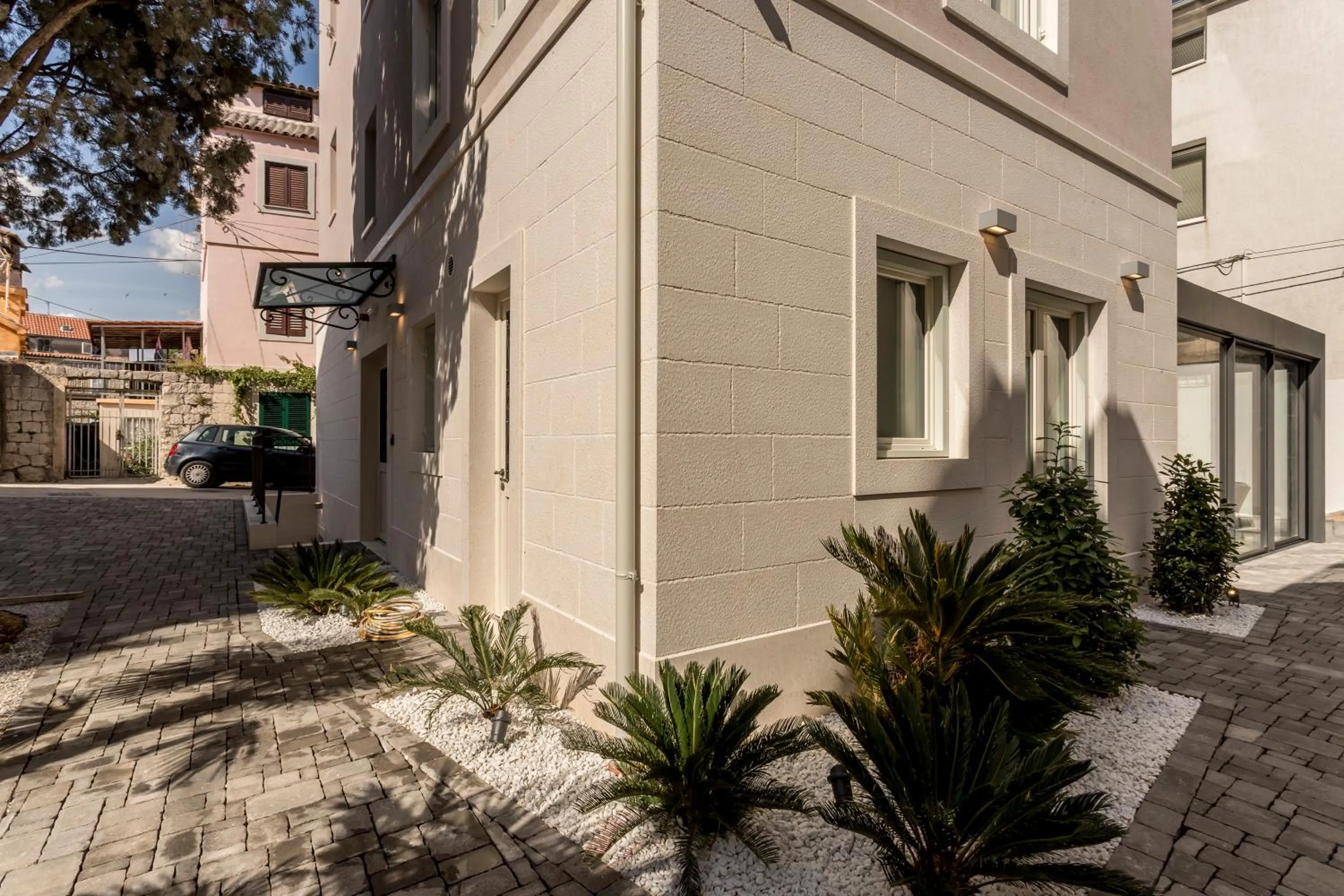 Facade/entrance in Residence Stine