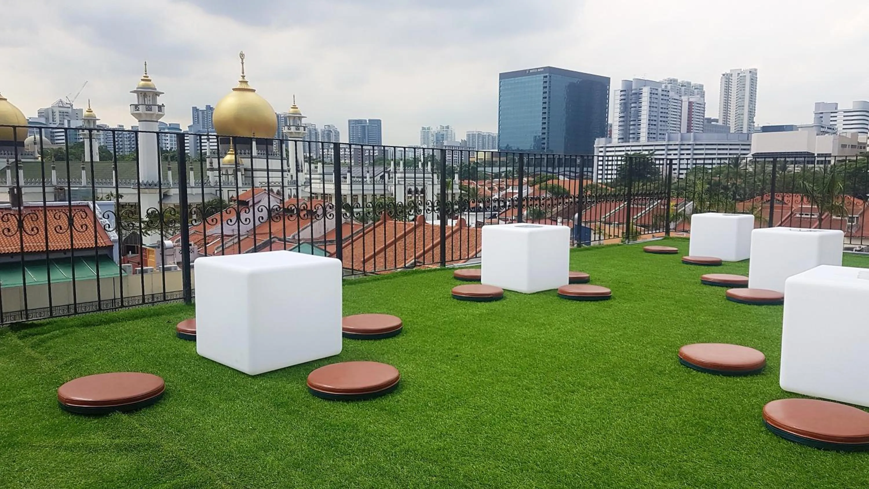 Patio in Beary Best! Hostel Kampong Glam