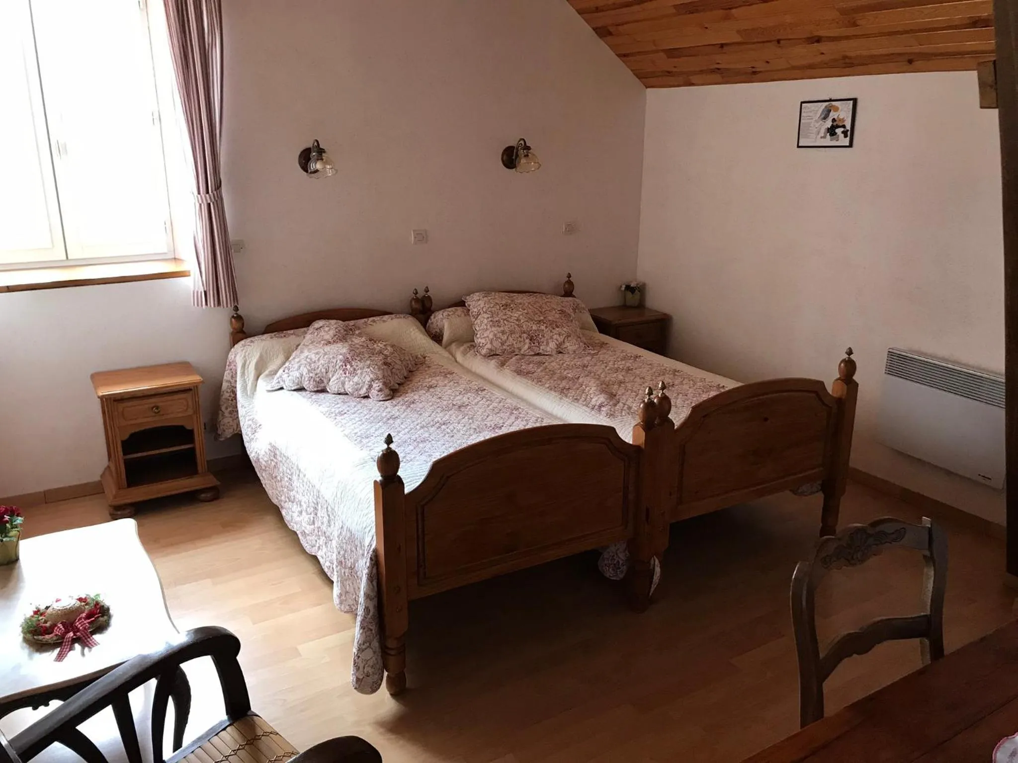Bed in Mountain Vacances - Maison Rachou