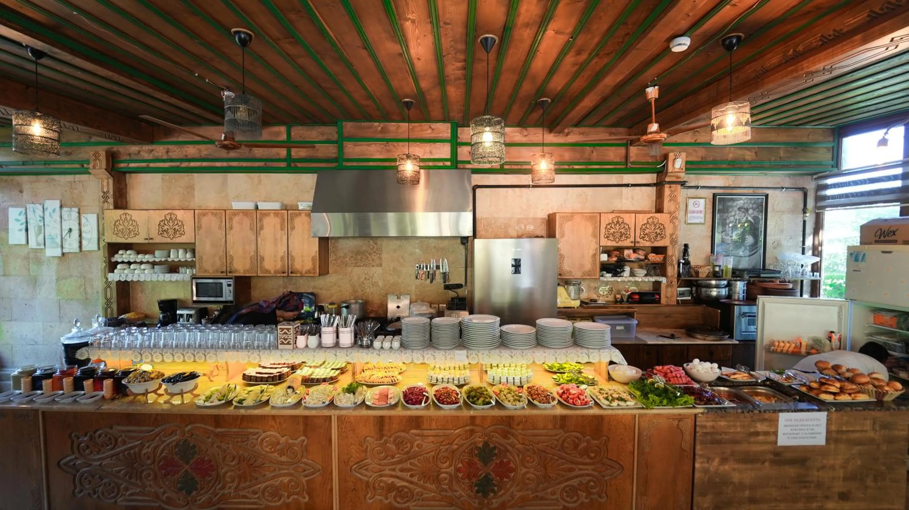 Restaurant/places to eat in Grand Elite Cave Suites