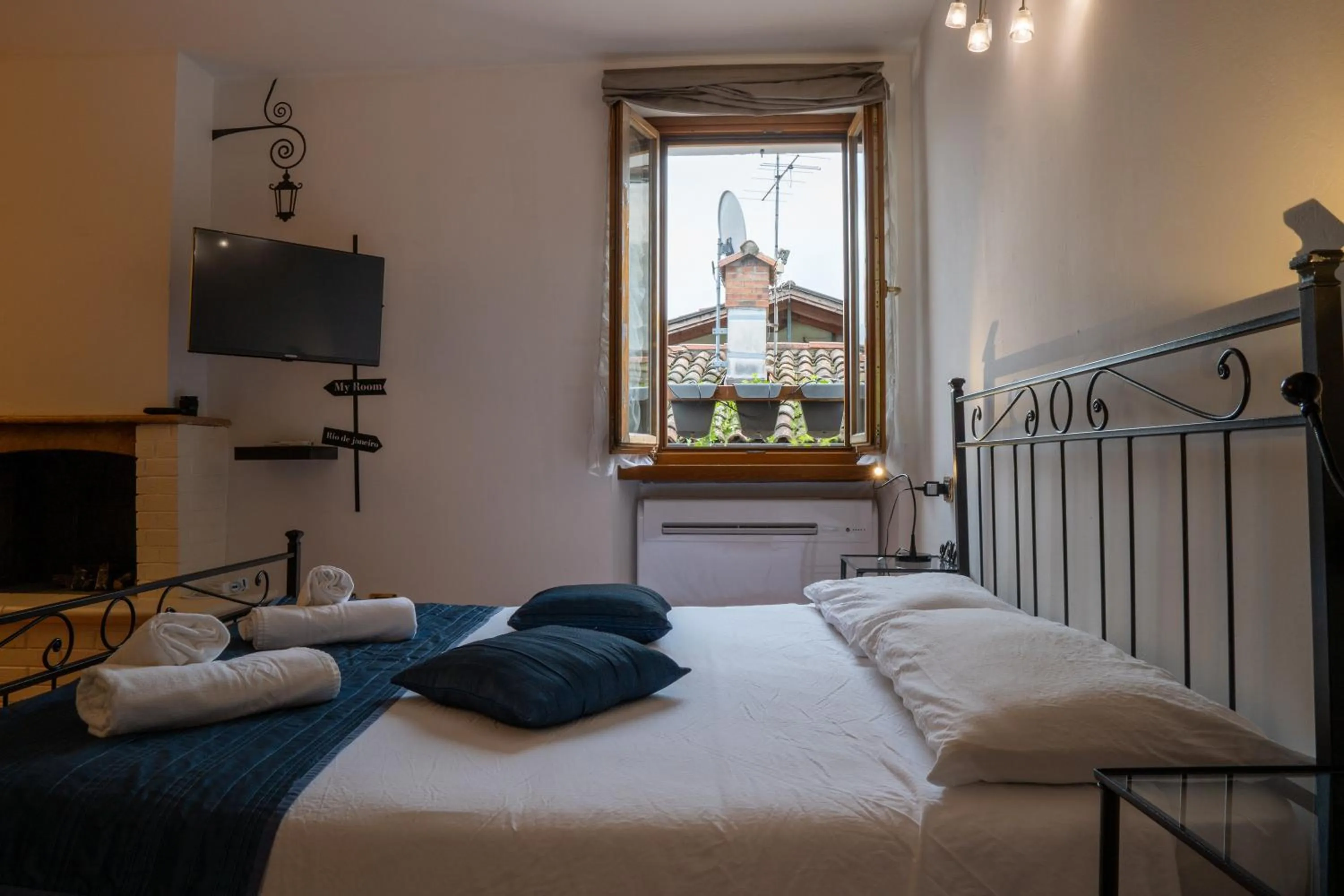 Living room, Bed in Casa Canarino