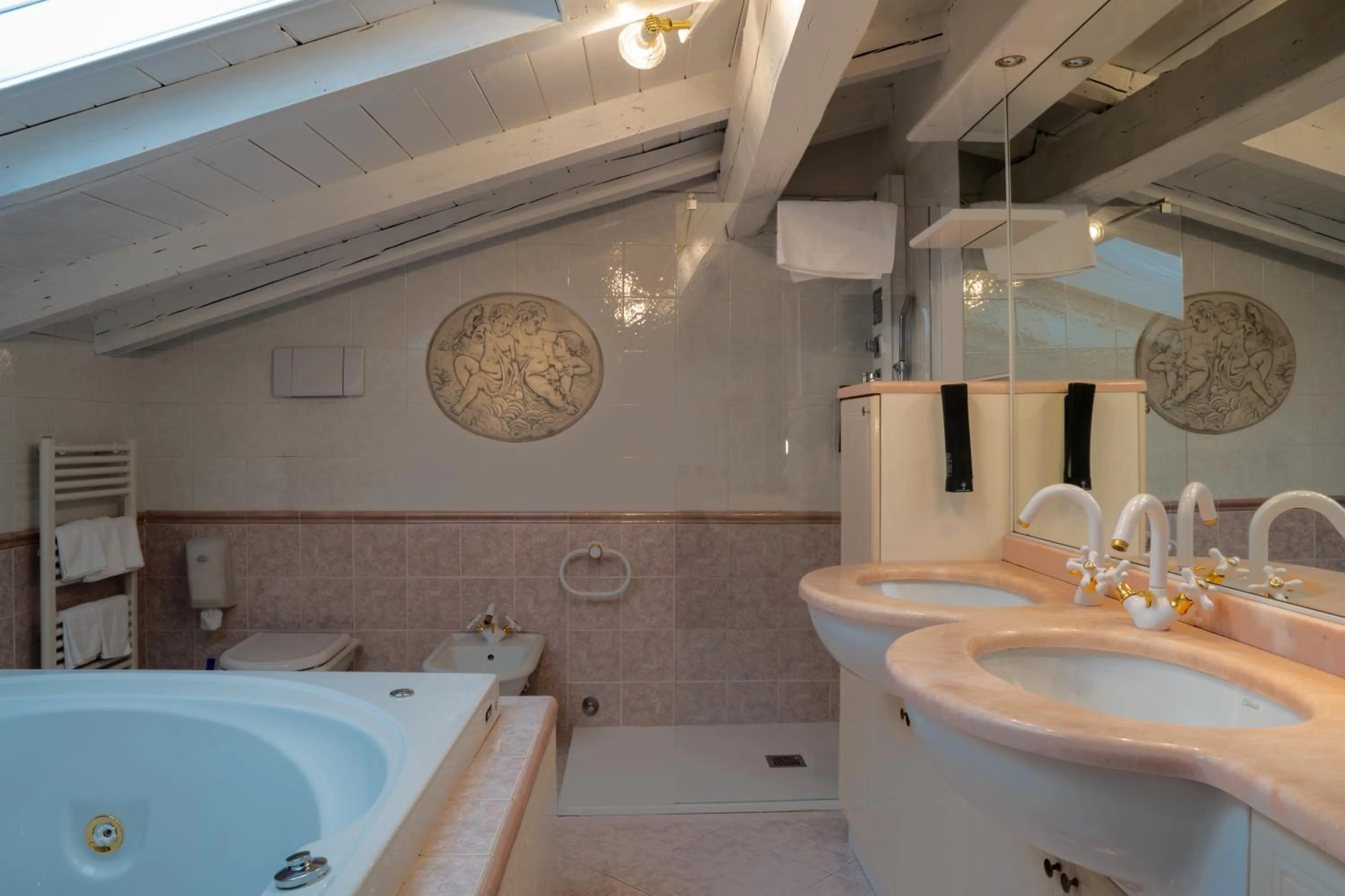 Bathroom in Casa Canarino