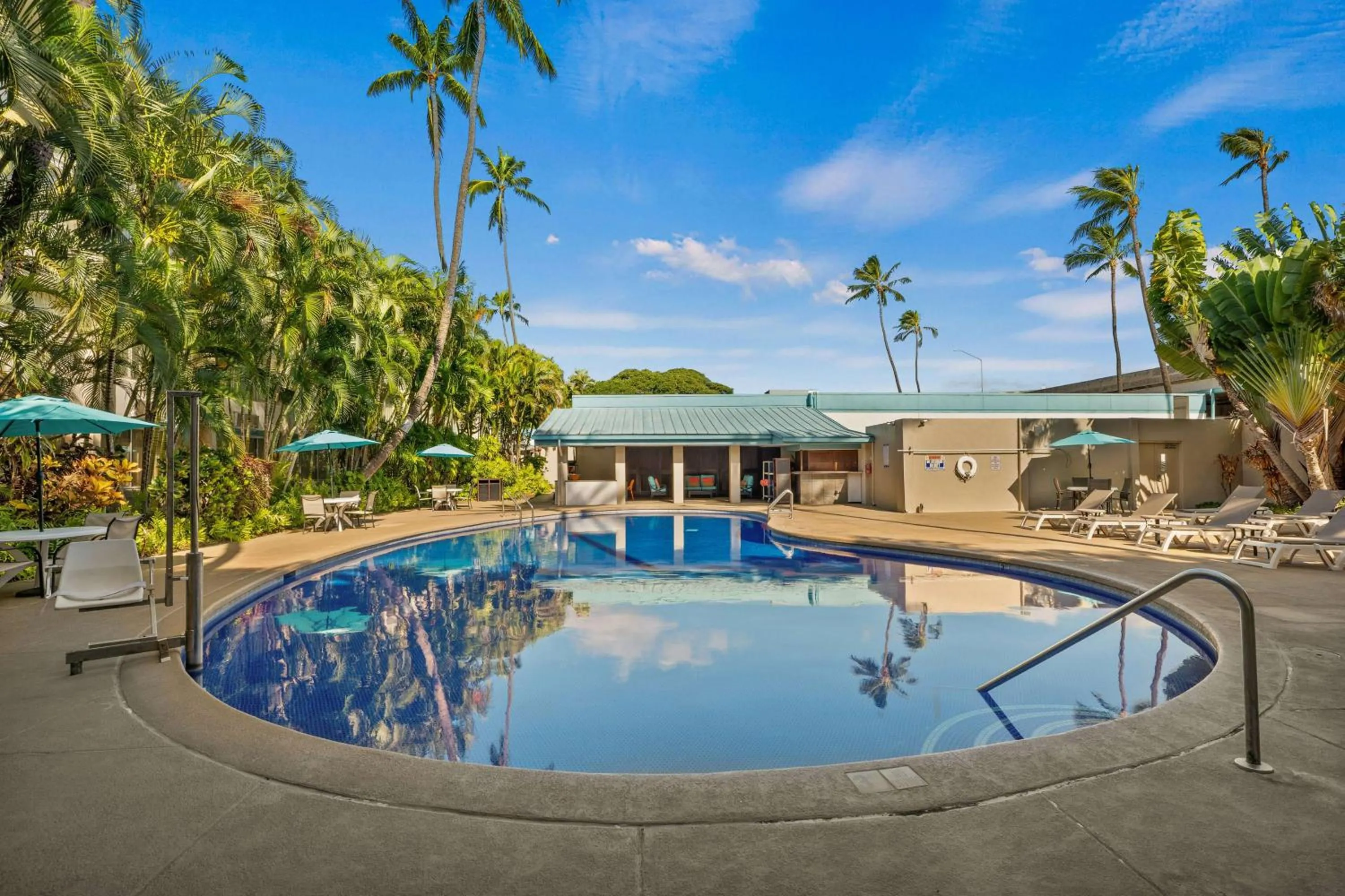 Pool view in Airport Honolulu Hotel, Trademark Collection by Wyndham