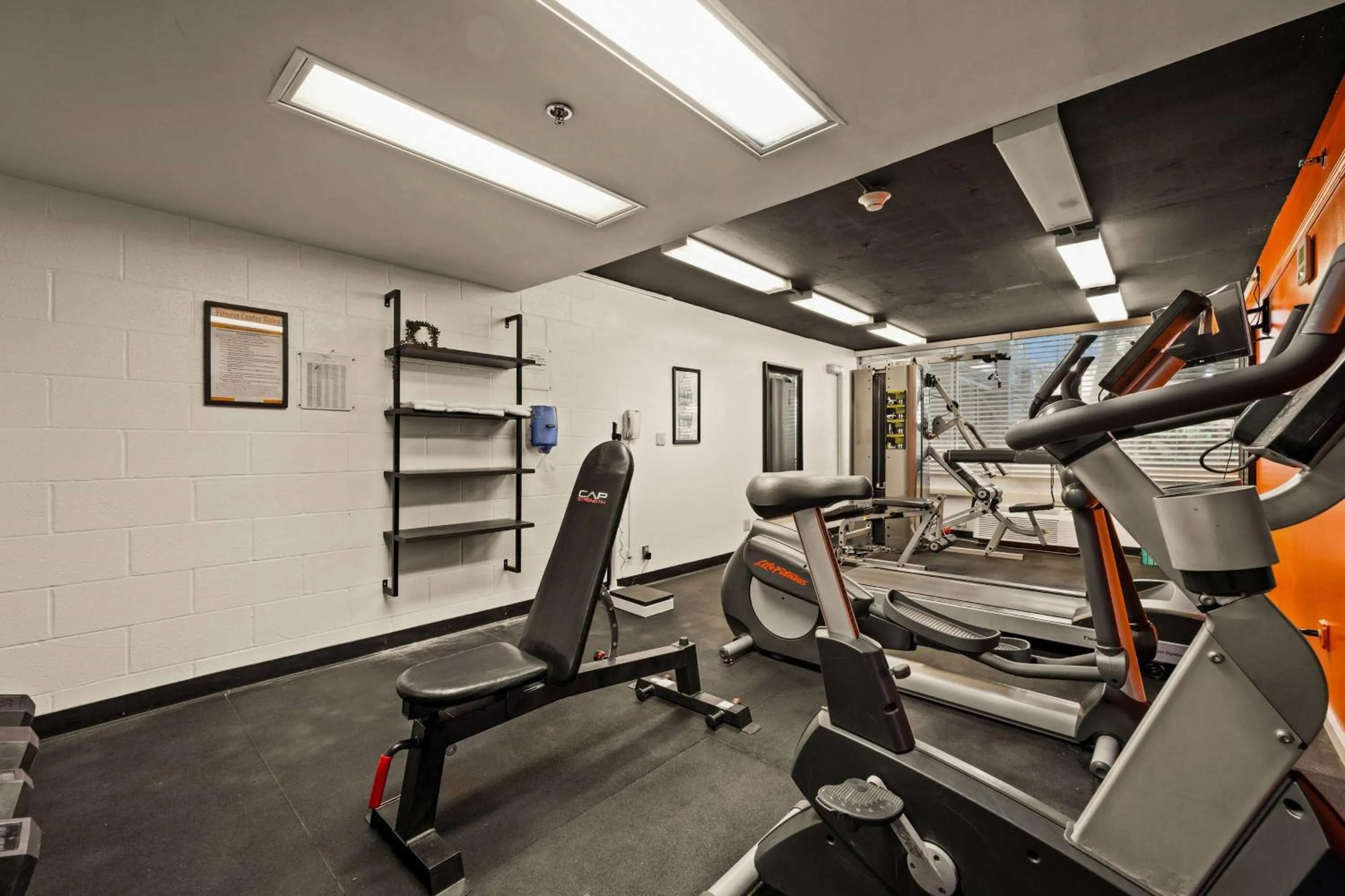 Airport Honolulu Hotel, Trademark Collection by Wyndham