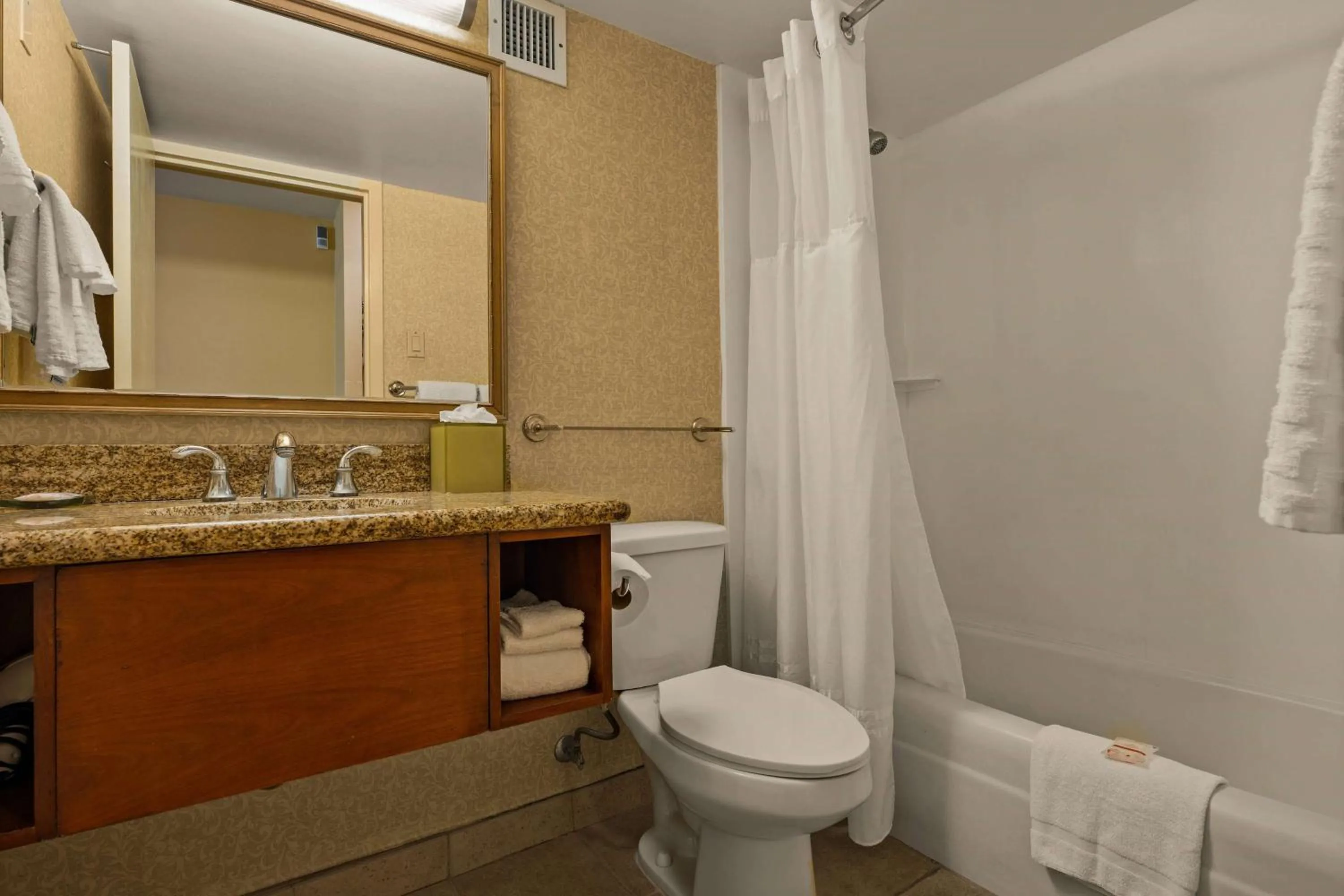 Bathroom in Airport Honolulu Hotel, Trademark Collection by Wyndham