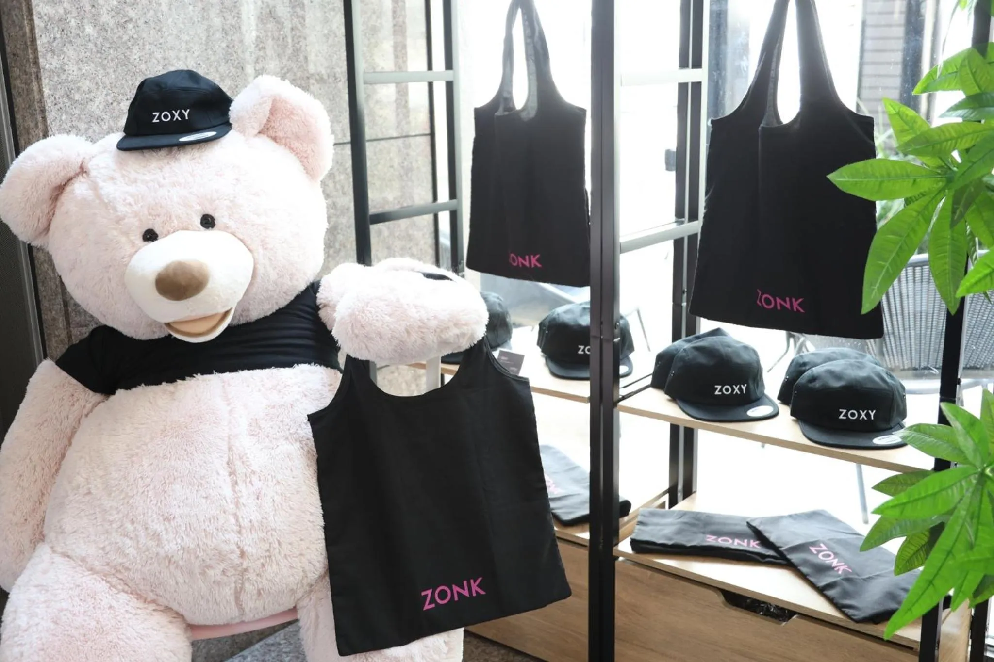 Photo of the whole room in ZONK HOTEL Nakasu-Deaibashi