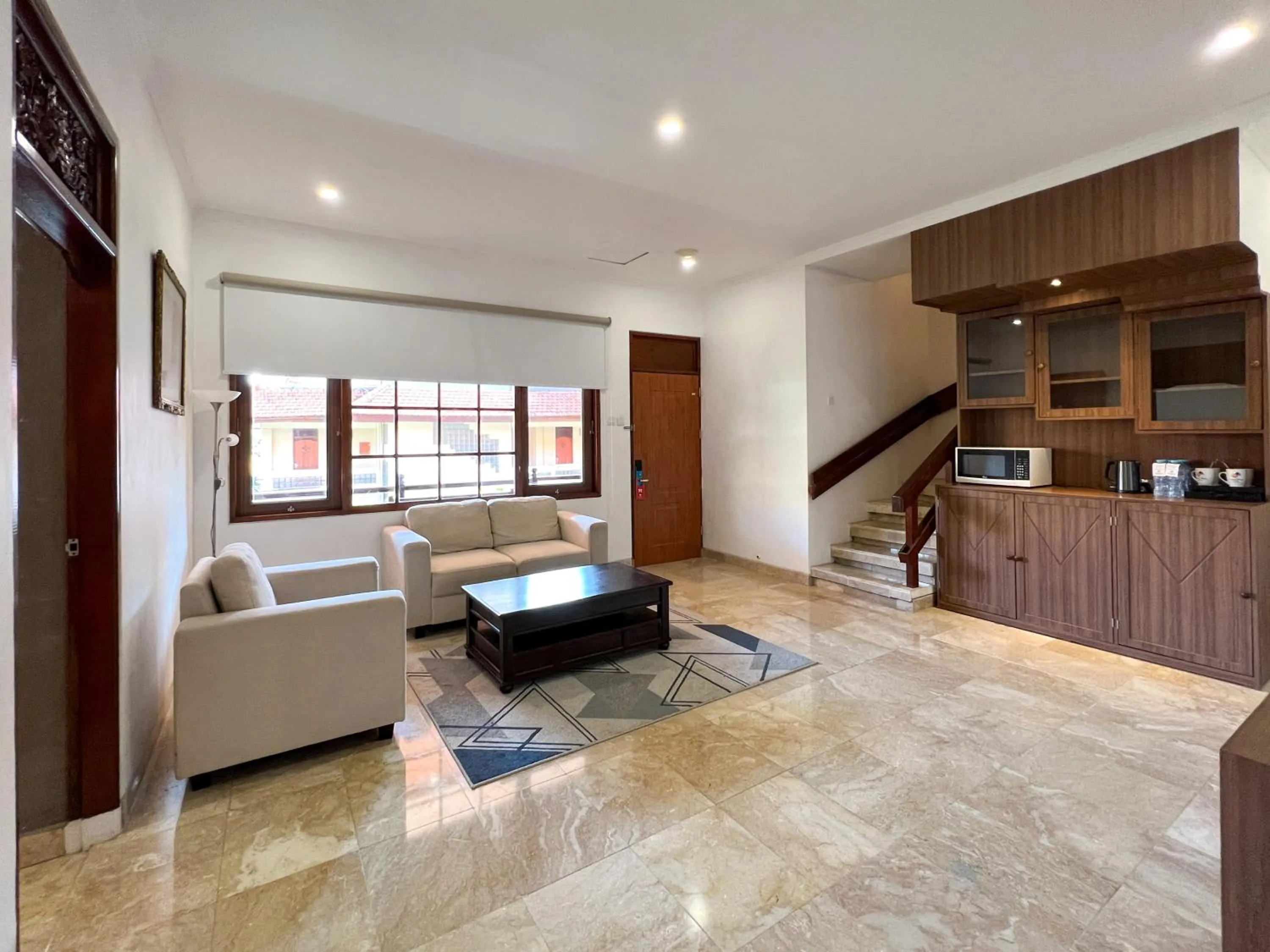 Living room in Grand Istana Rama Hotel