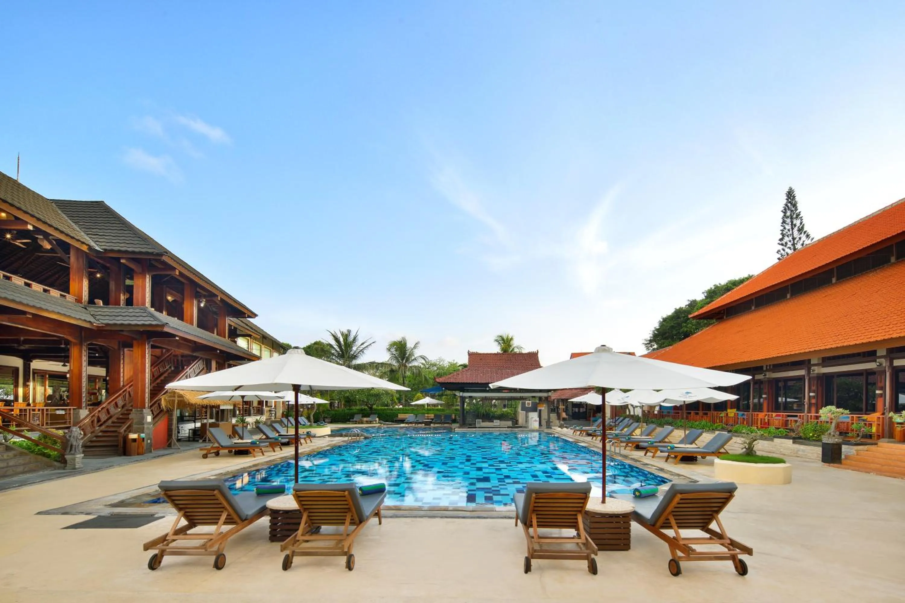 Property building in Grand Istana Rama Hotel